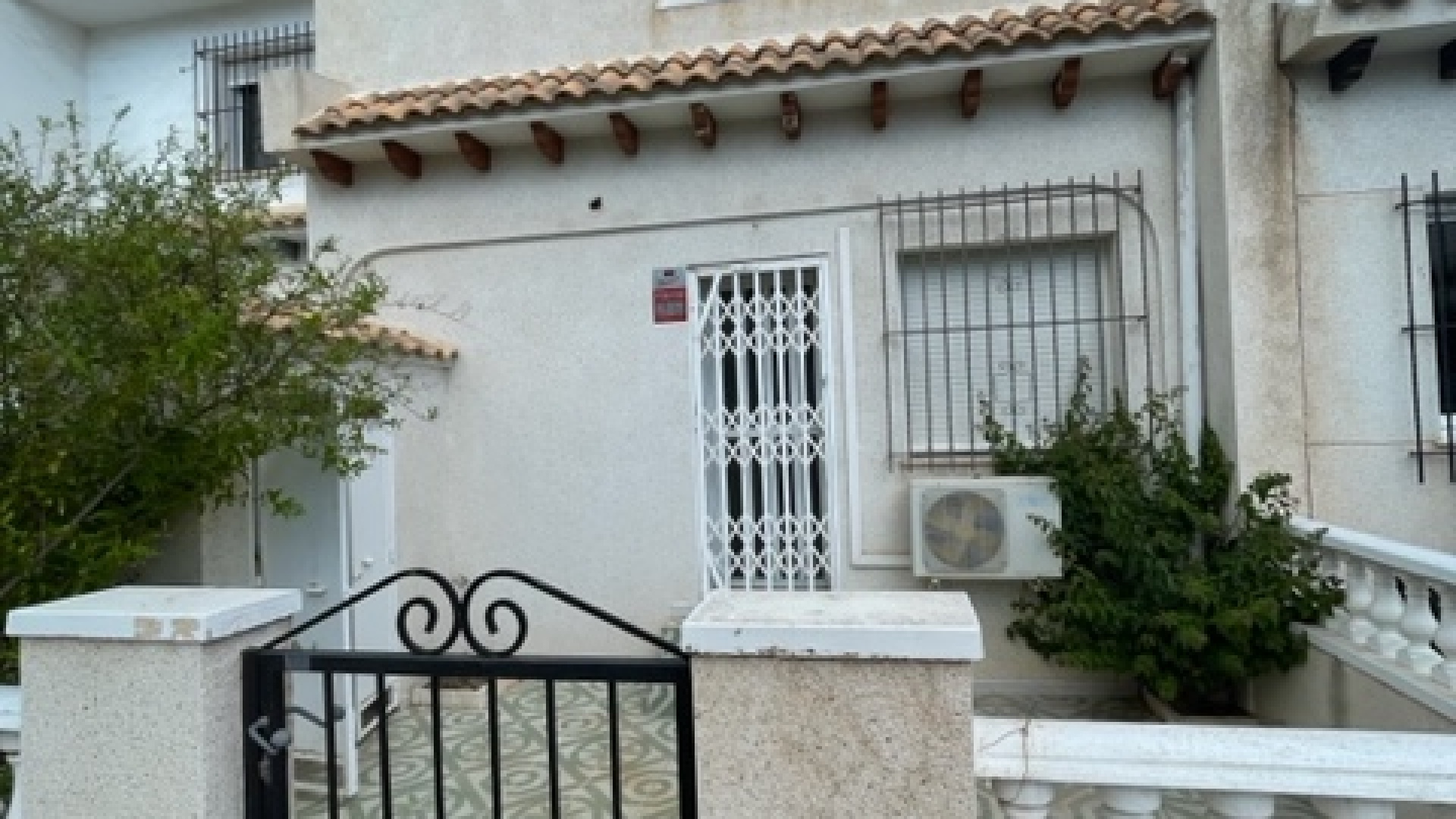 Resale - Townhouse - Villamartin - pueblo principe