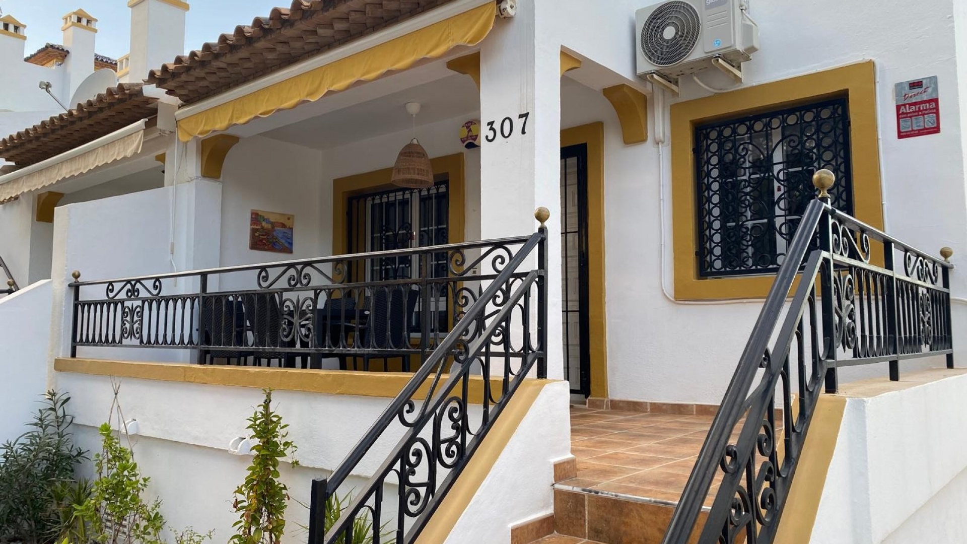 Resale - Townhouse - Villamartin - valencias