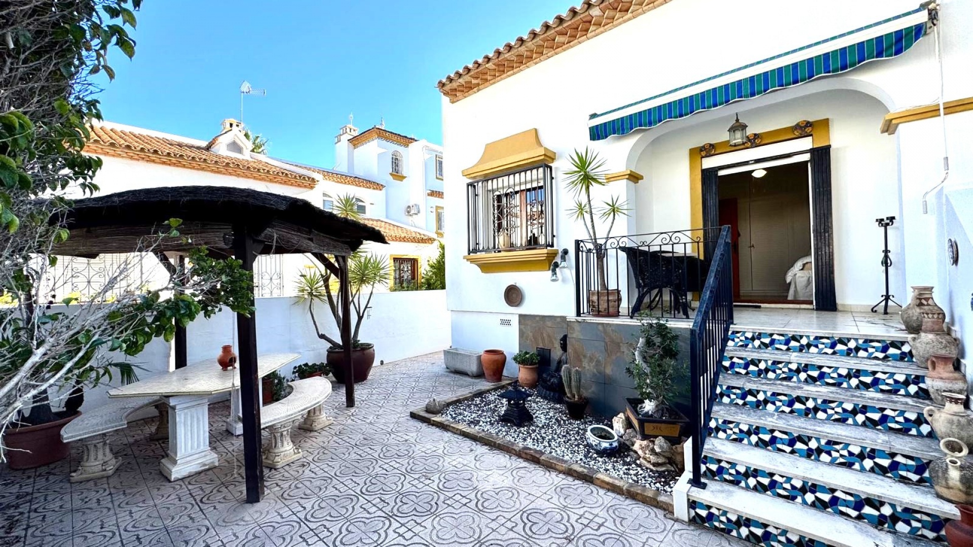 Resale - Townhouse - Villamartin - valencias