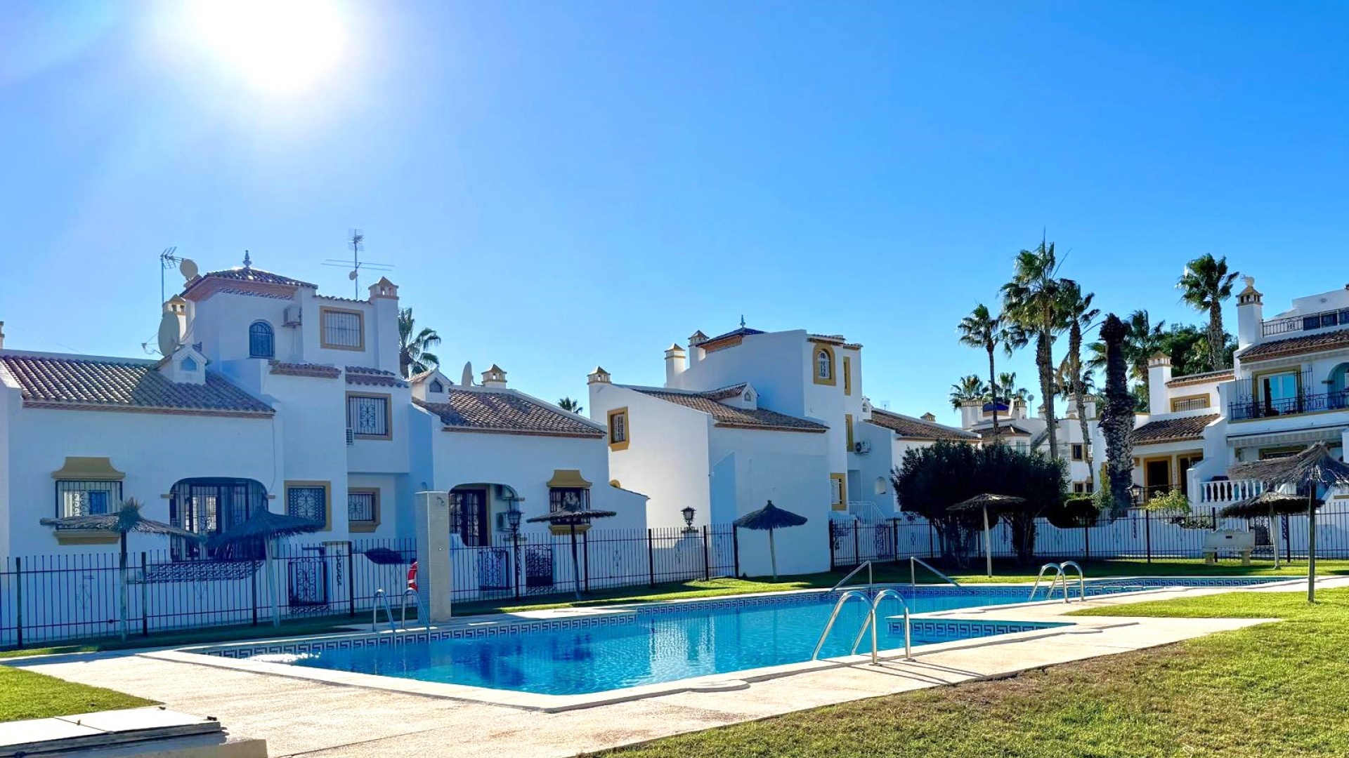 Resale - Townhouse - Villamartin - valencias