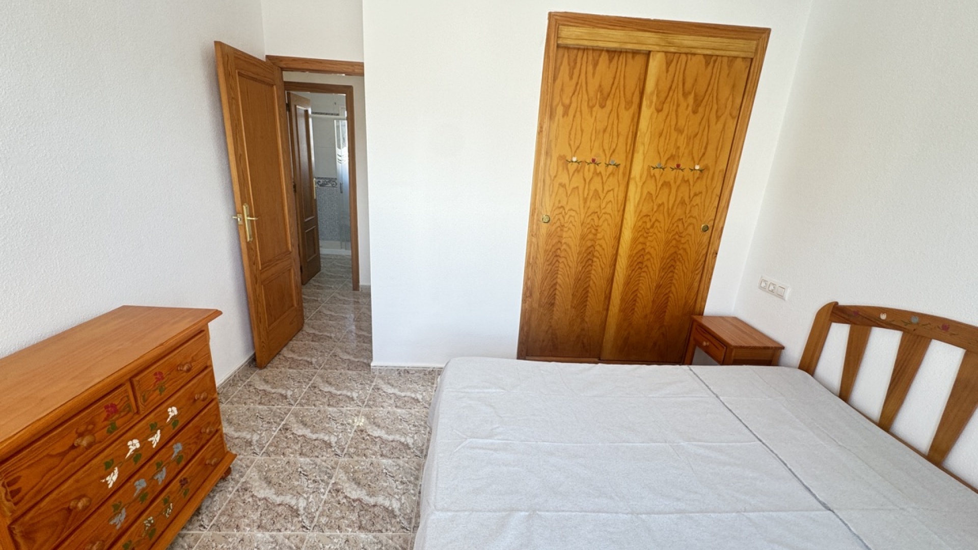 Resale - Townhouse - Villamartin