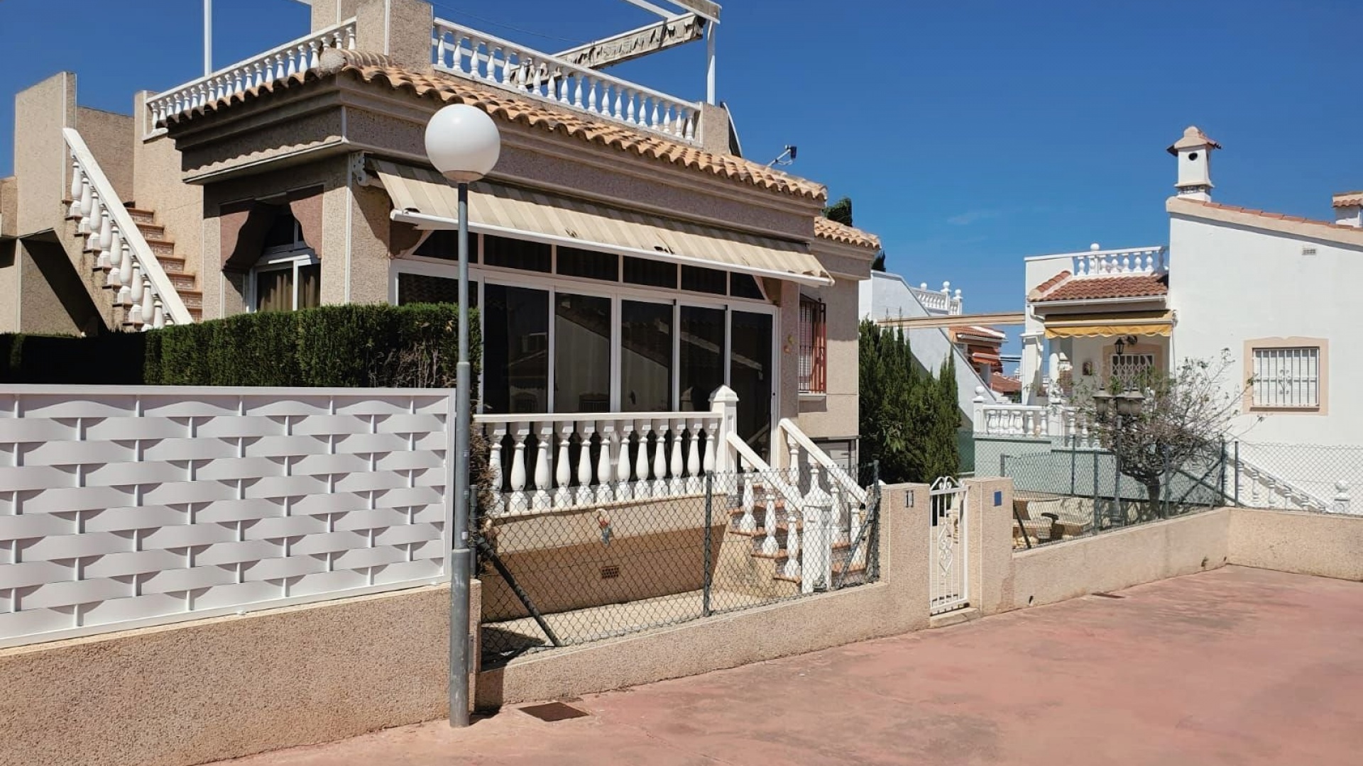 Resale - Villa - Algorfa - Montemar