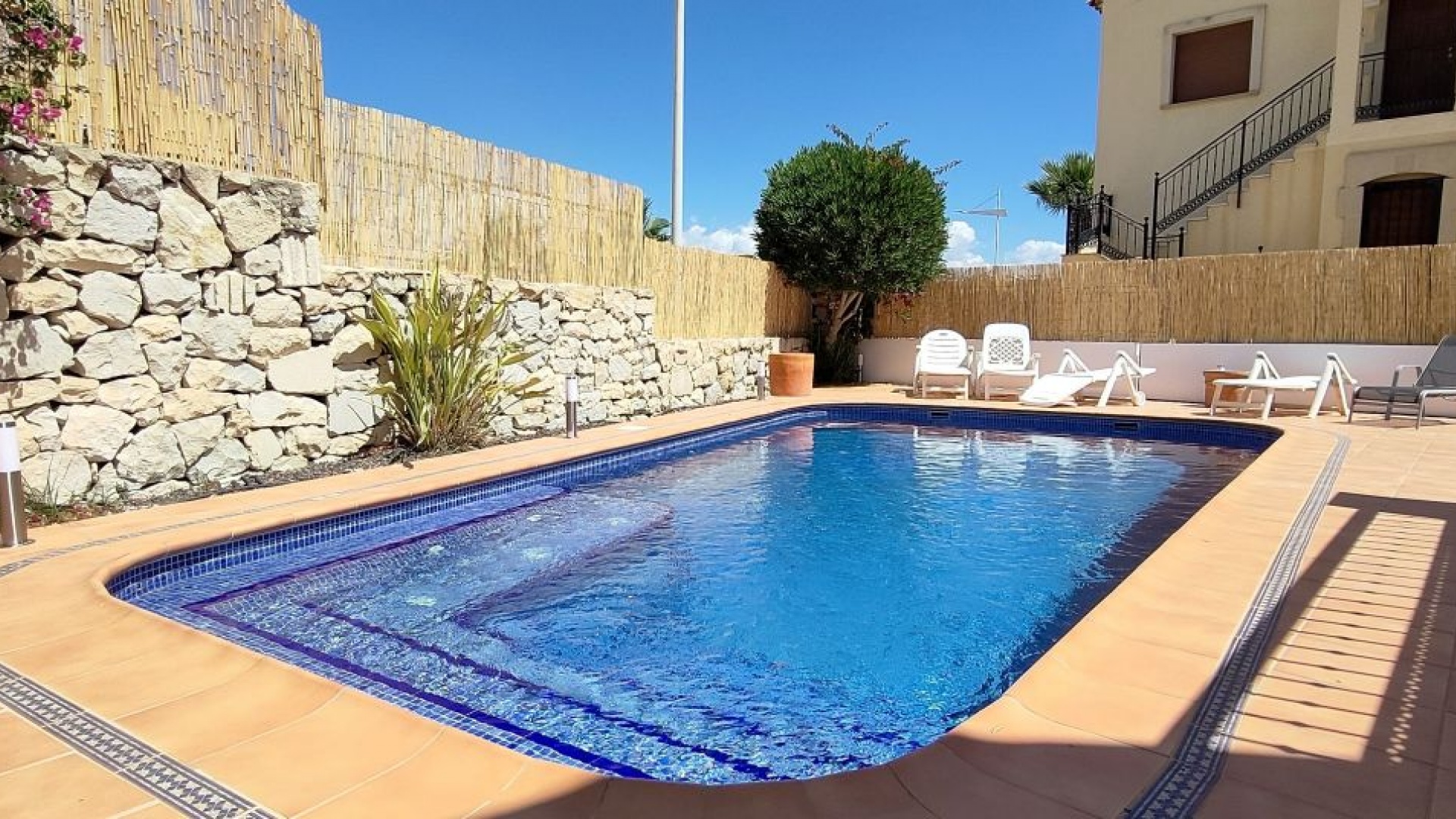 Resale - Villa - Algorfa