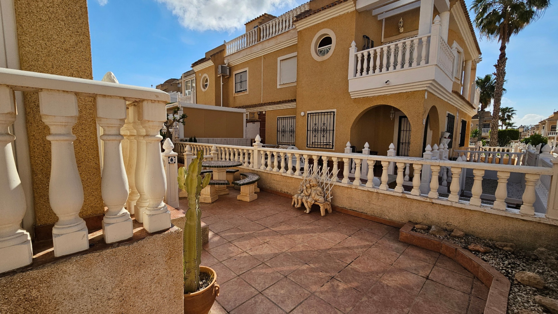 Resale - Villa - Cabo Roig - la regia