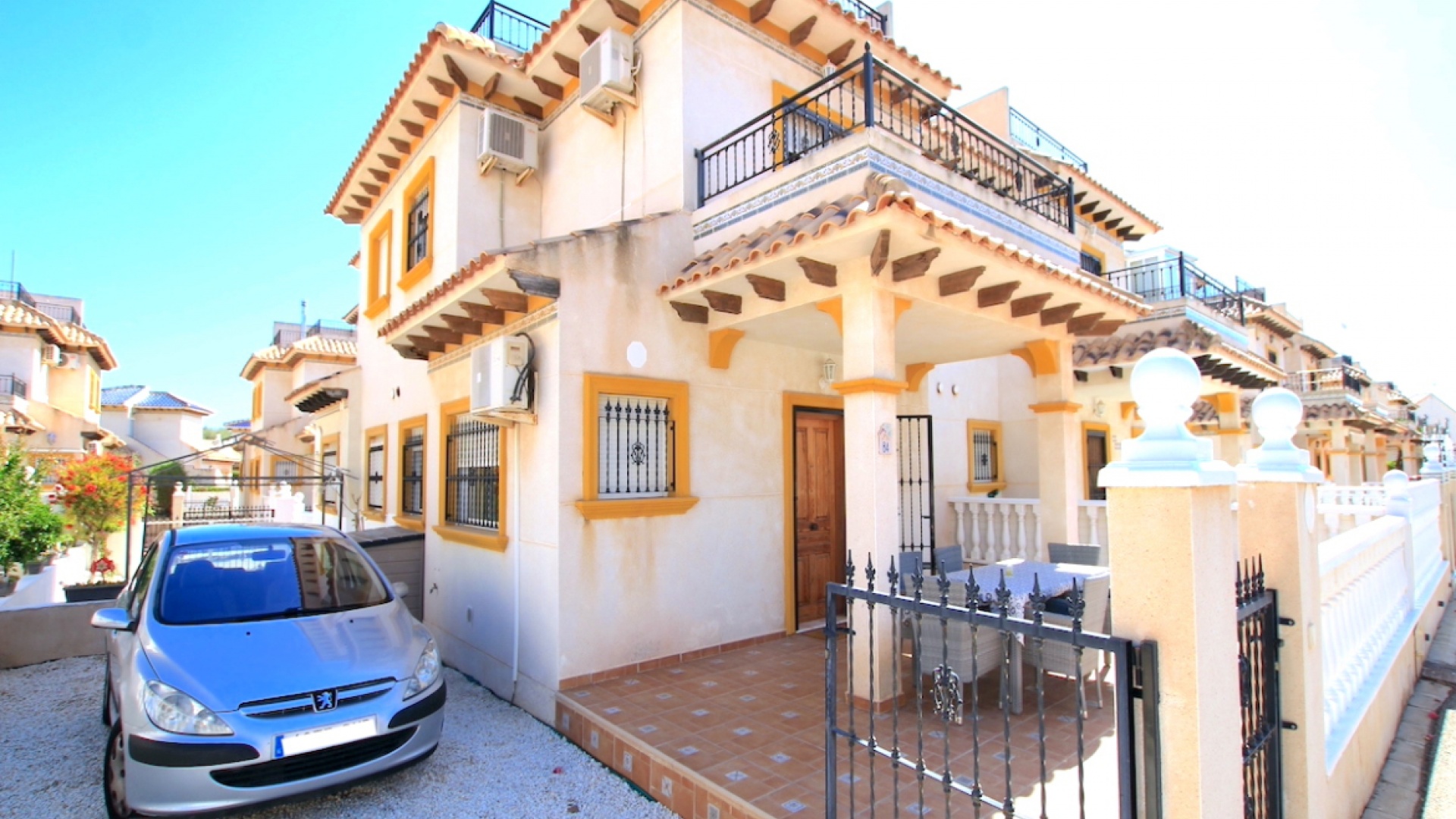 Resale - Villa - Cabo Roig - la regia