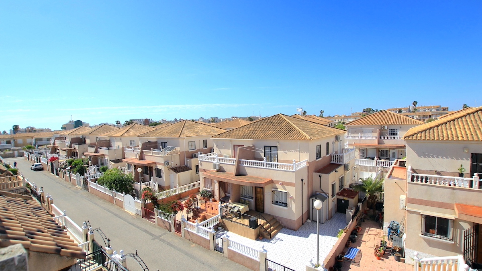 Resale - Villa - Cabo Roig - la regia