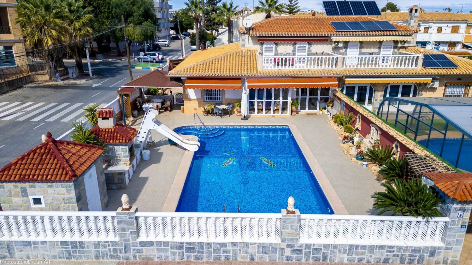 Resale - Villa - Cabo Roig - la regia