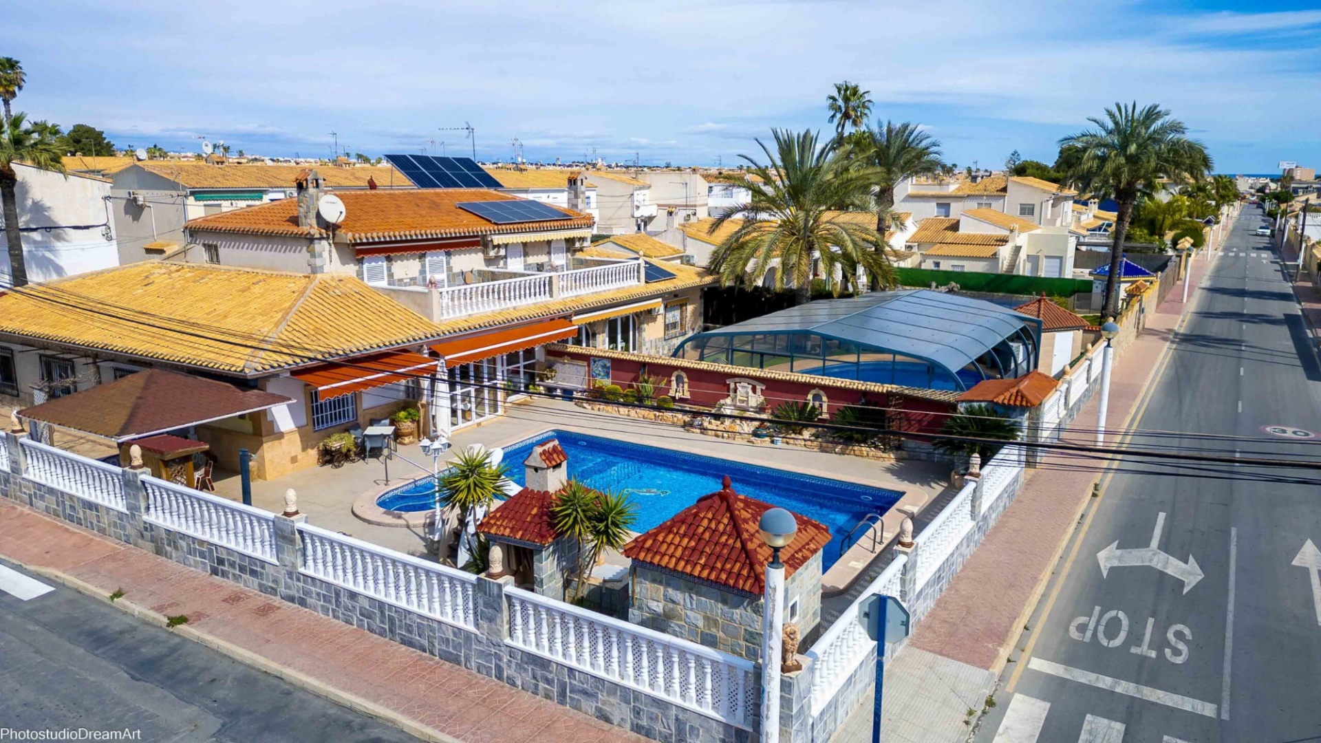 Resale - Villa - Cabo Roig - la regia