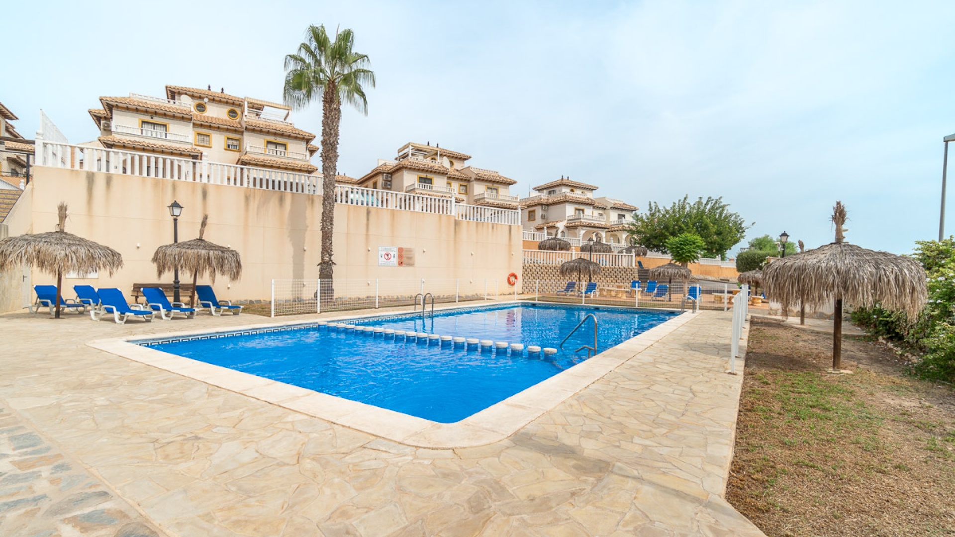 Resale - Villa - Cabo Roig - Lomas de Cabo Roig