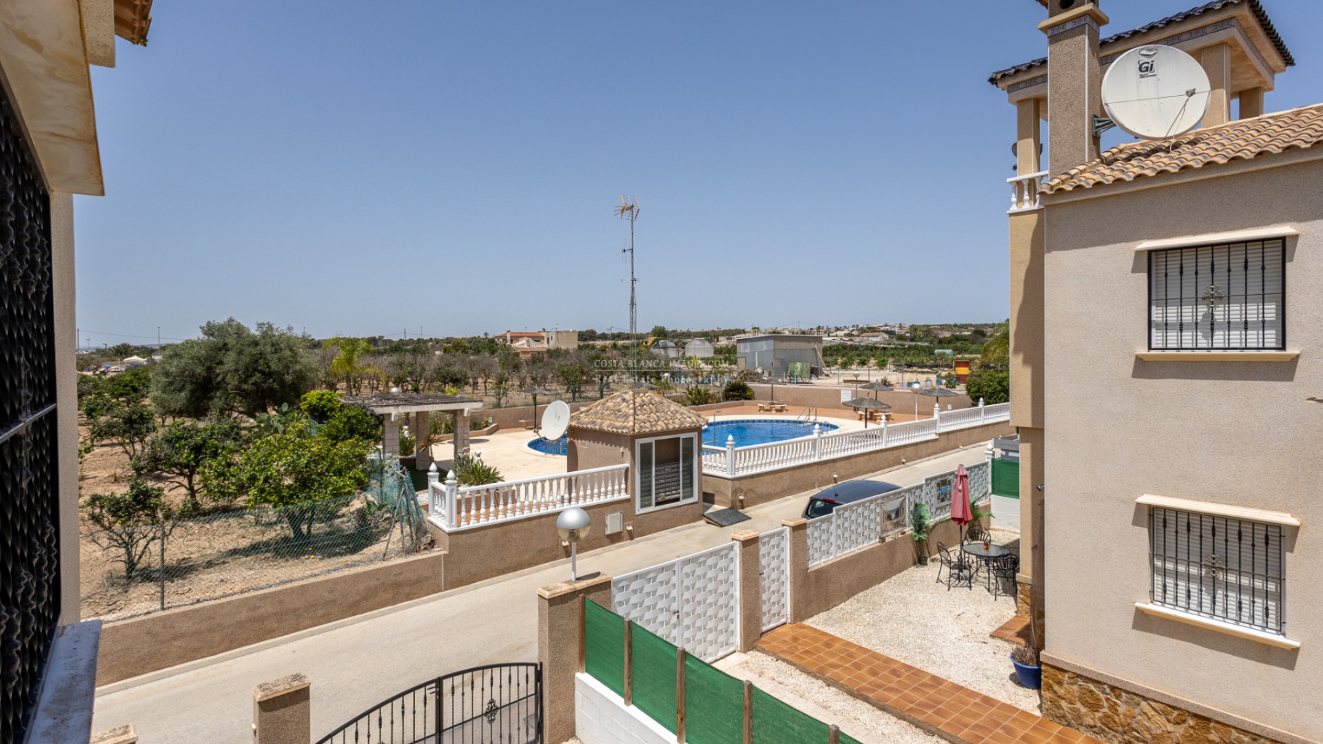 Resale - Villa - Guardamar del Segura - El Raso