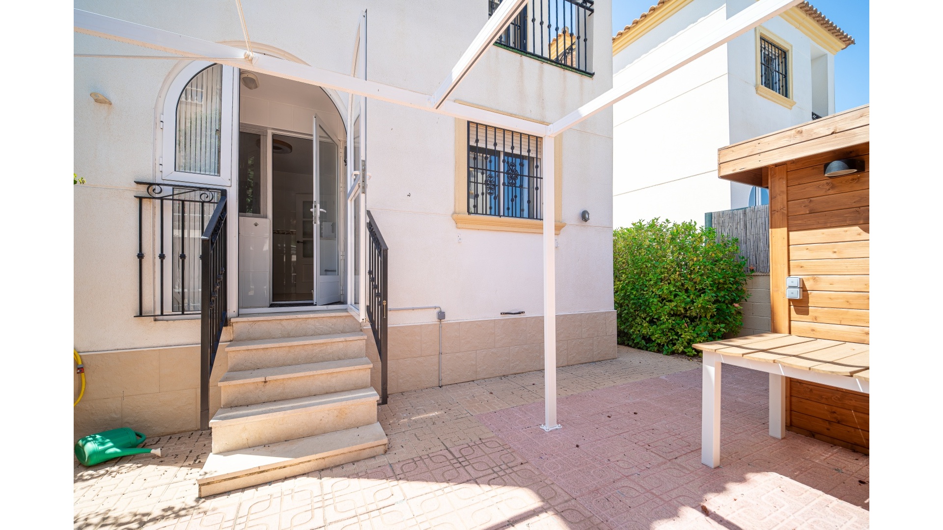 Resale - Villa - Guardamar del Segura - El Raso