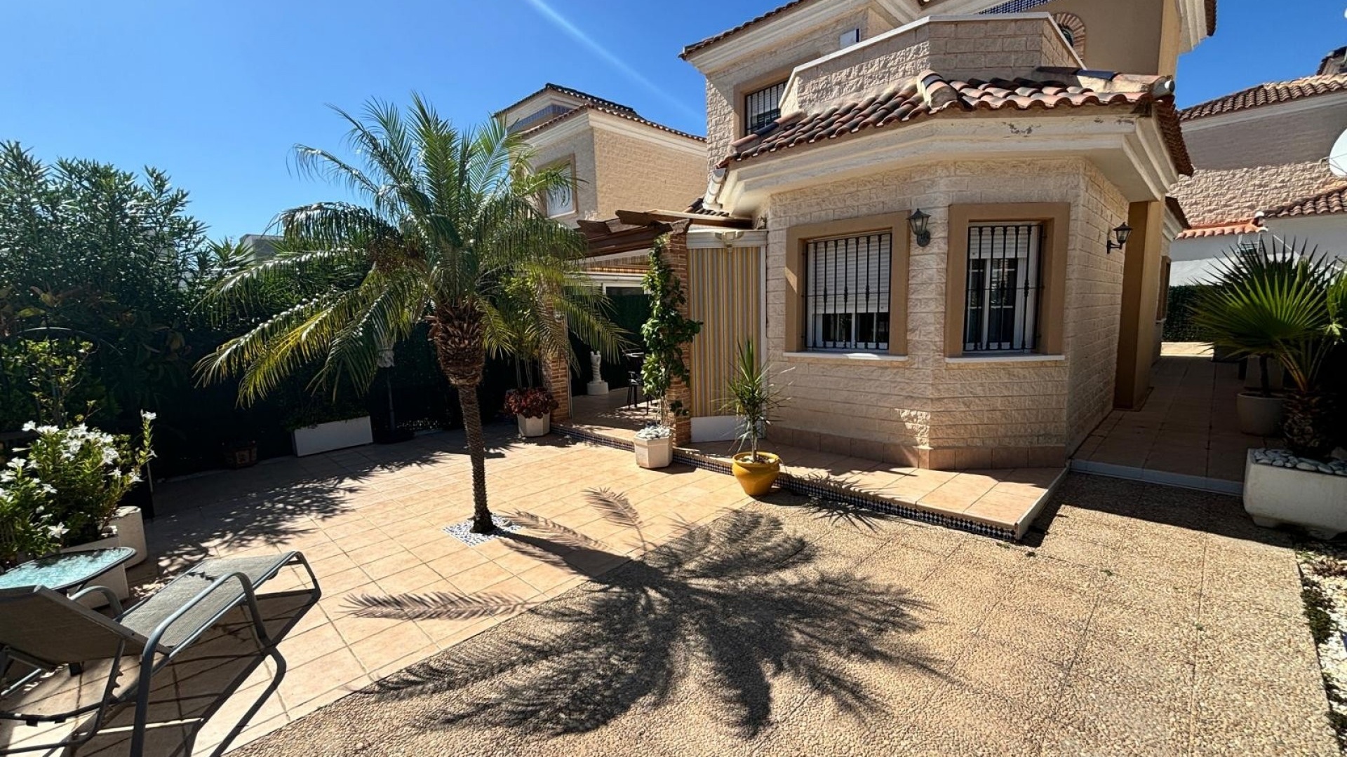 Resale - Villa - Guardamar del Segura - El Raso