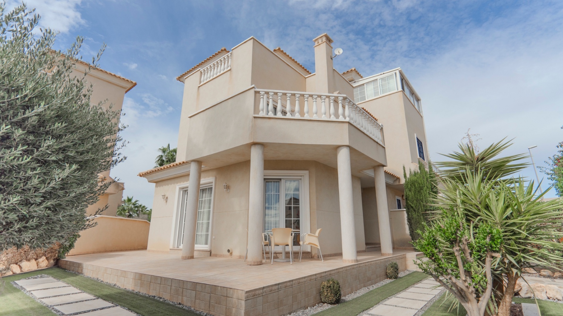 Resale - Villa - Guardamar del Segura - El Raso