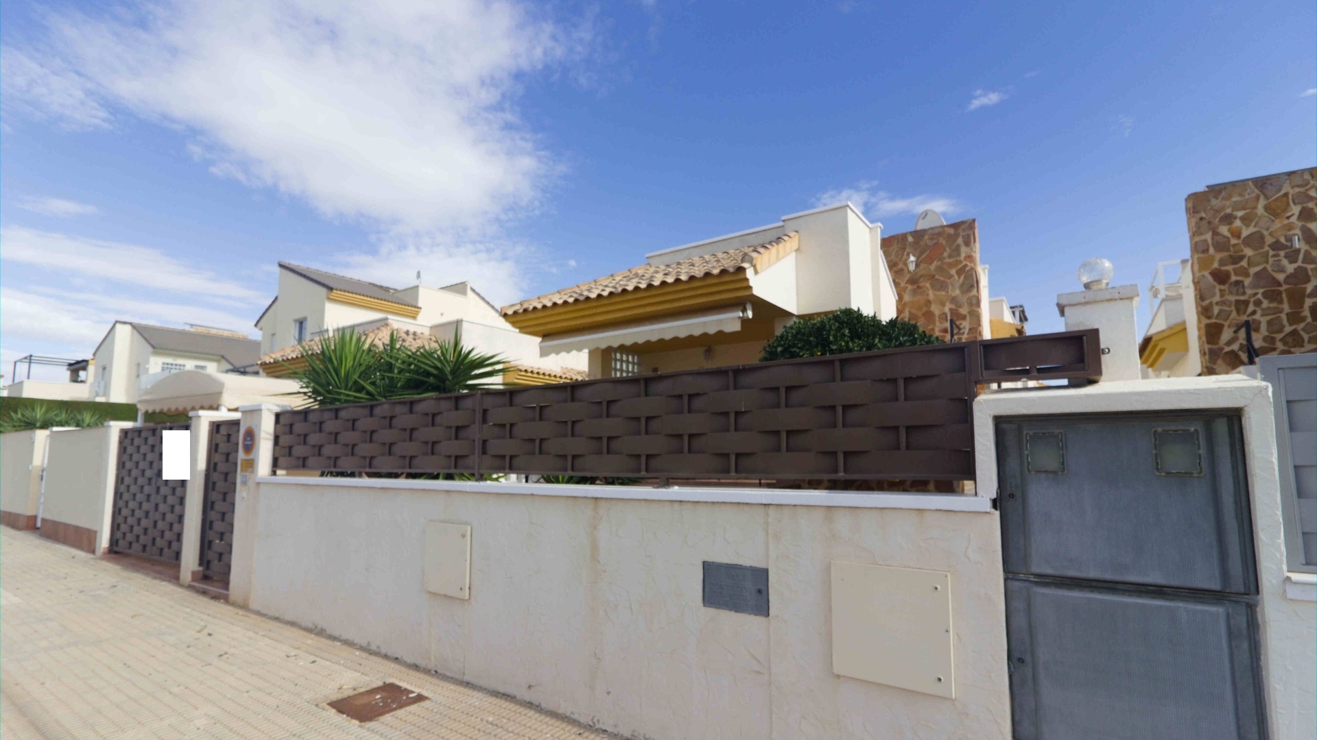 Resale - Villa - Guardamar del Segura - El Raso