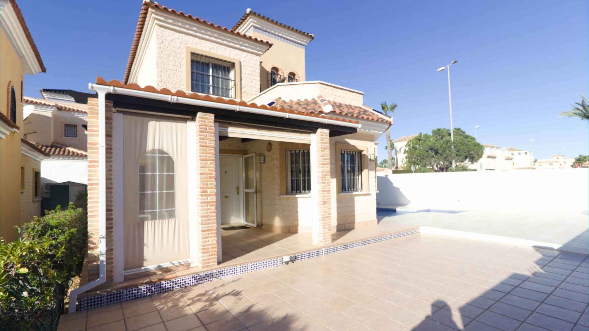 Resale - Villa - Guardamar del Segura - El Raso