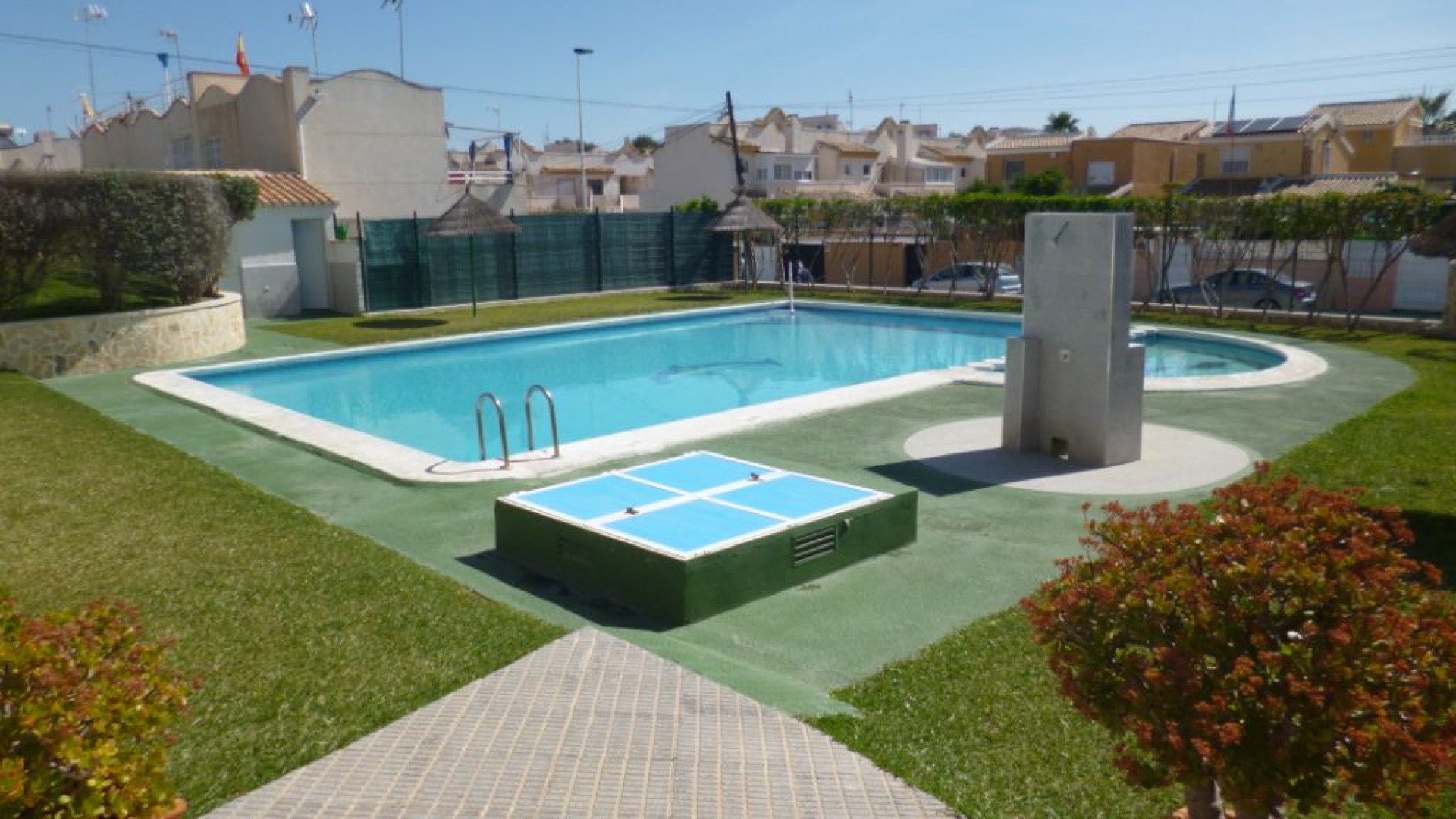 Resale - Villa - Los Balcones - lago jardin