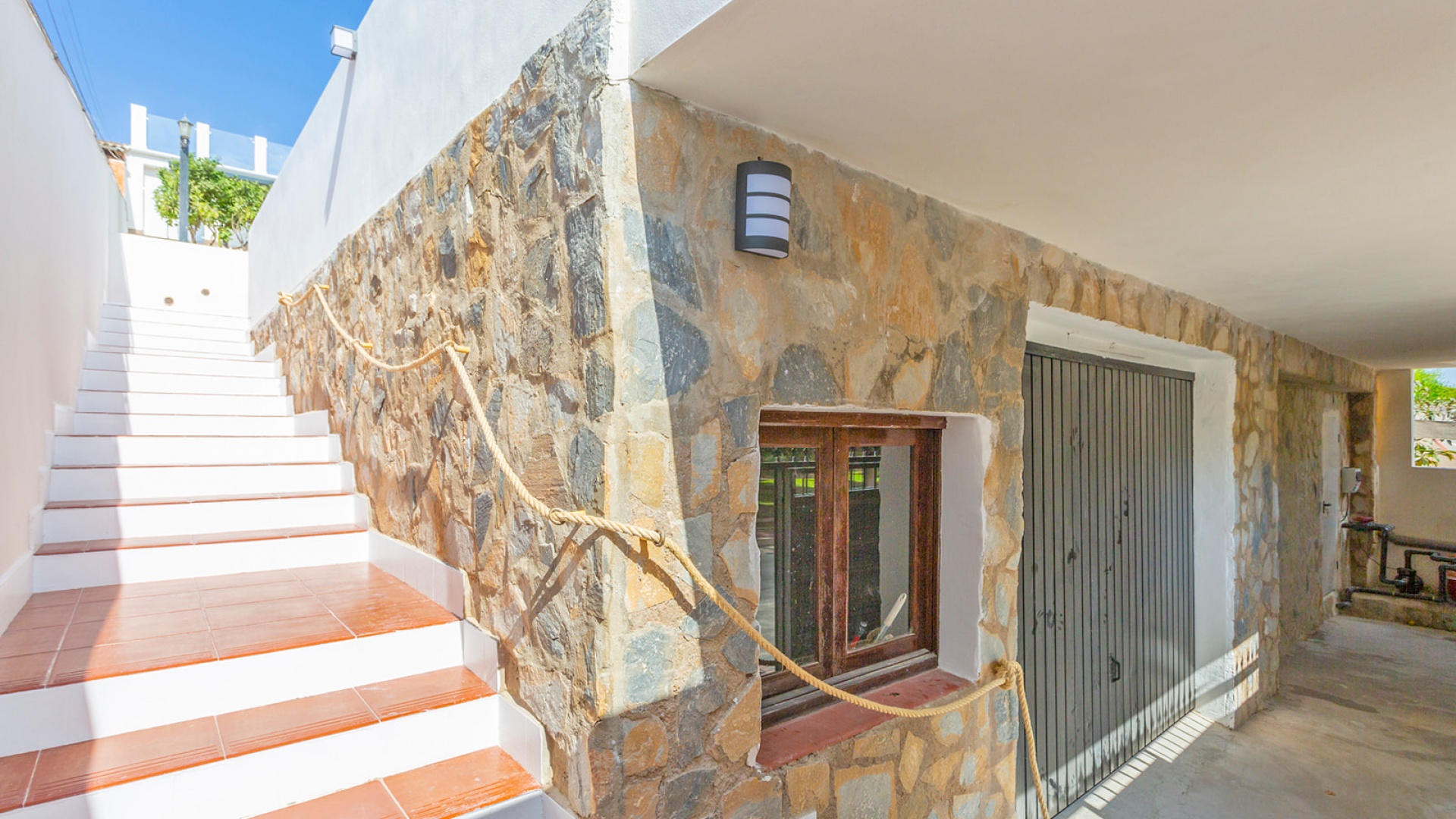 Resale - Villa - Los Balcones