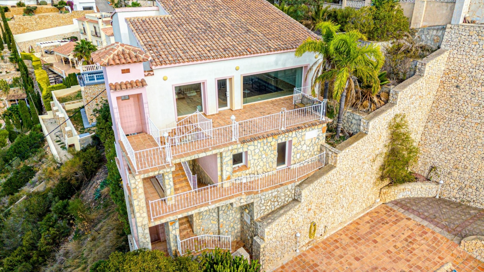 Resale - Villa - Moraira