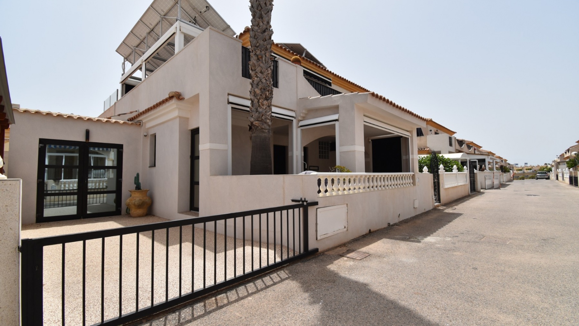 Resale - Villa - Orihuela Costa - Playa Flamenca