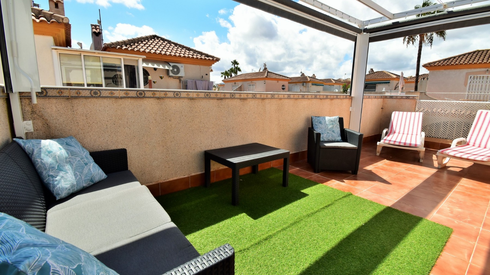 Resale - Villa - Orihuela Costa - Playa Flamenca