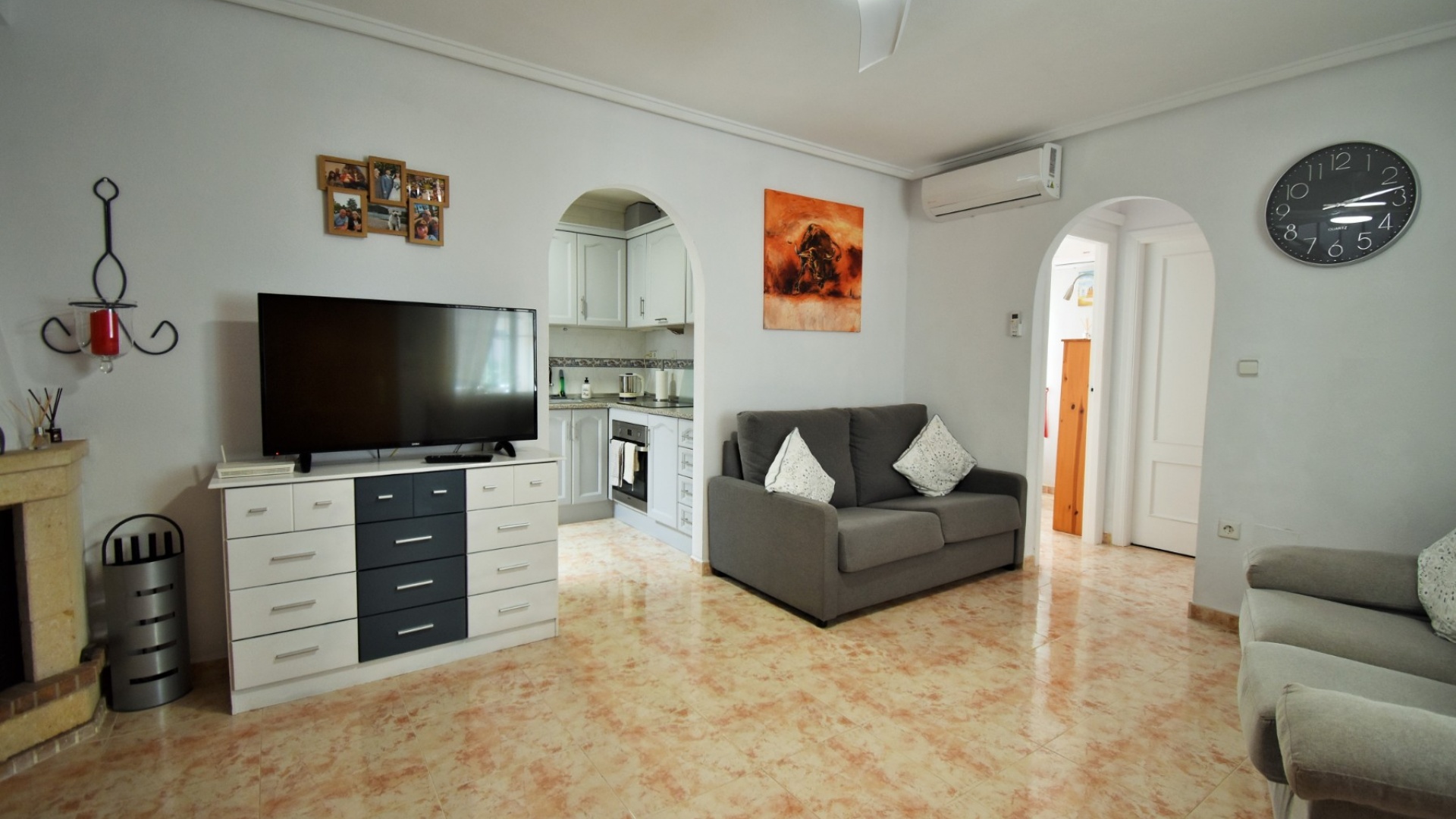 Resale - Villa - Orihuela Costa - Playa Flamenca