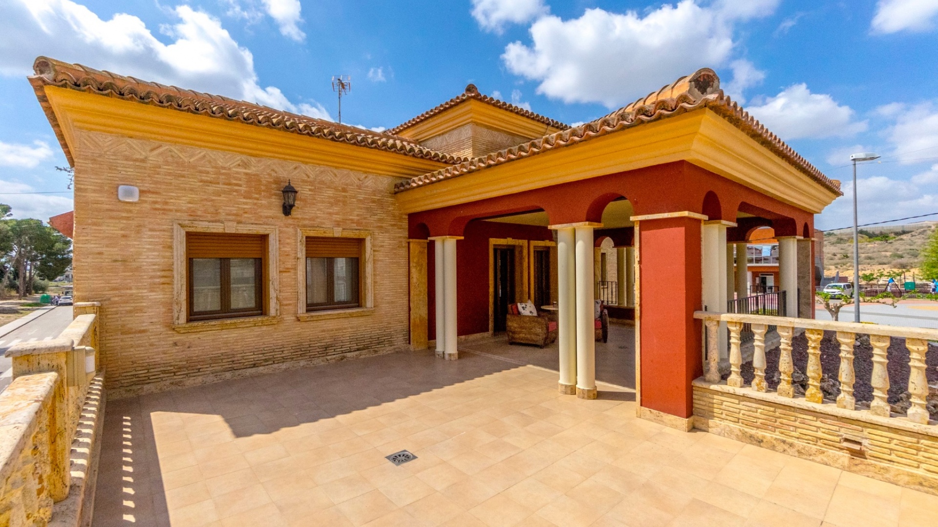 Resale - Villa - Orihuela