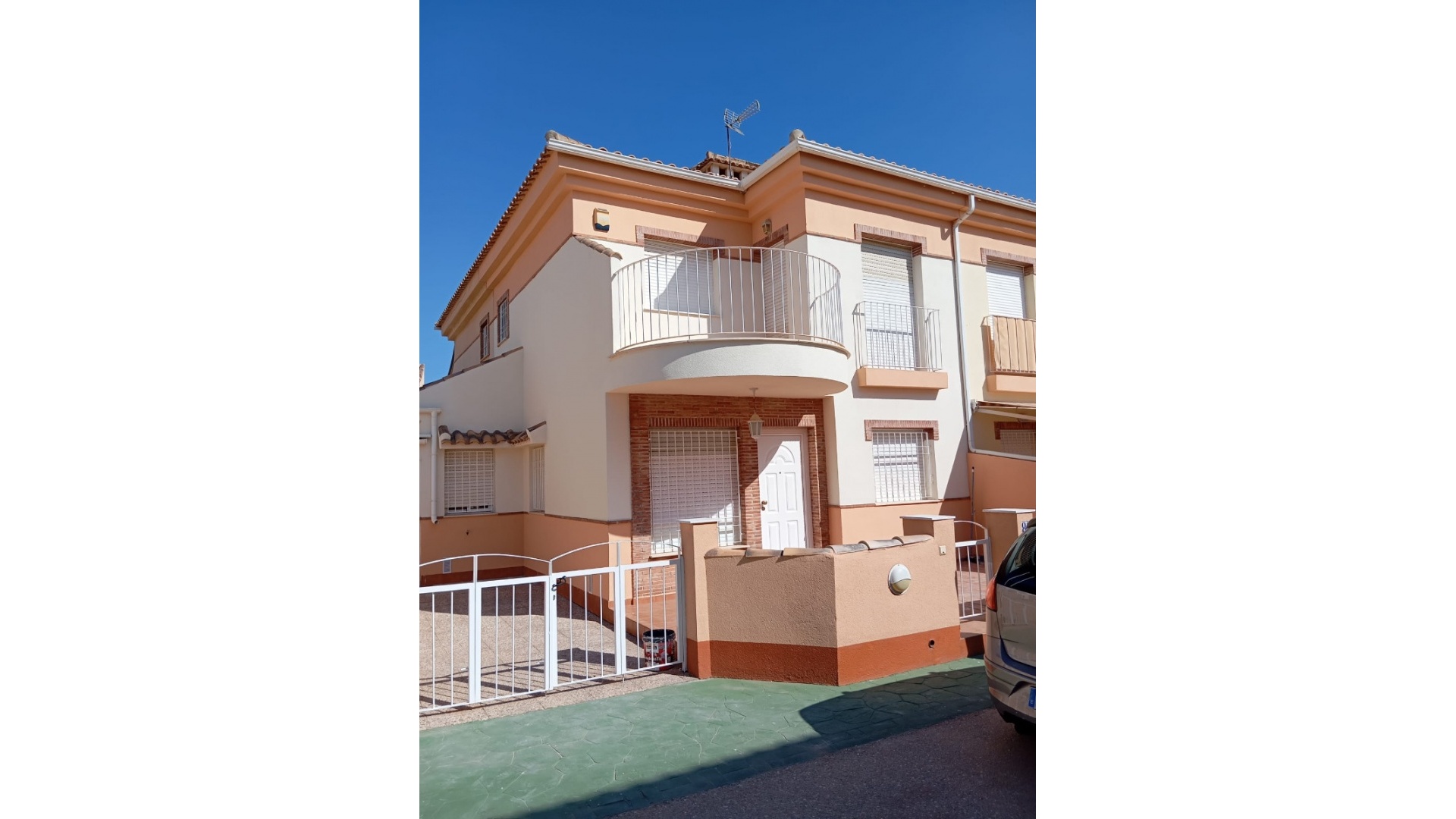 Resale - Villa - Playa Flamenca - avalon