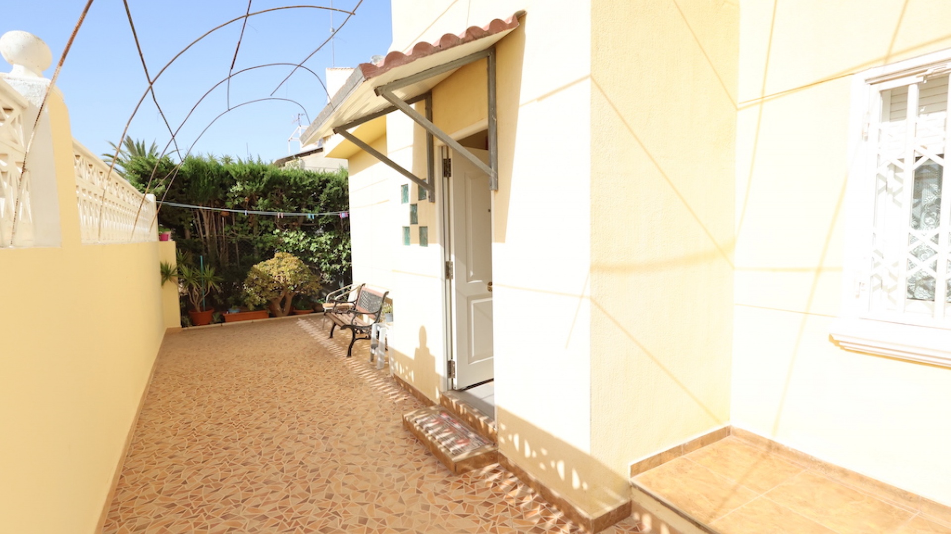 Resale - Villa - Playa Flamenca - beachside playa flamenca