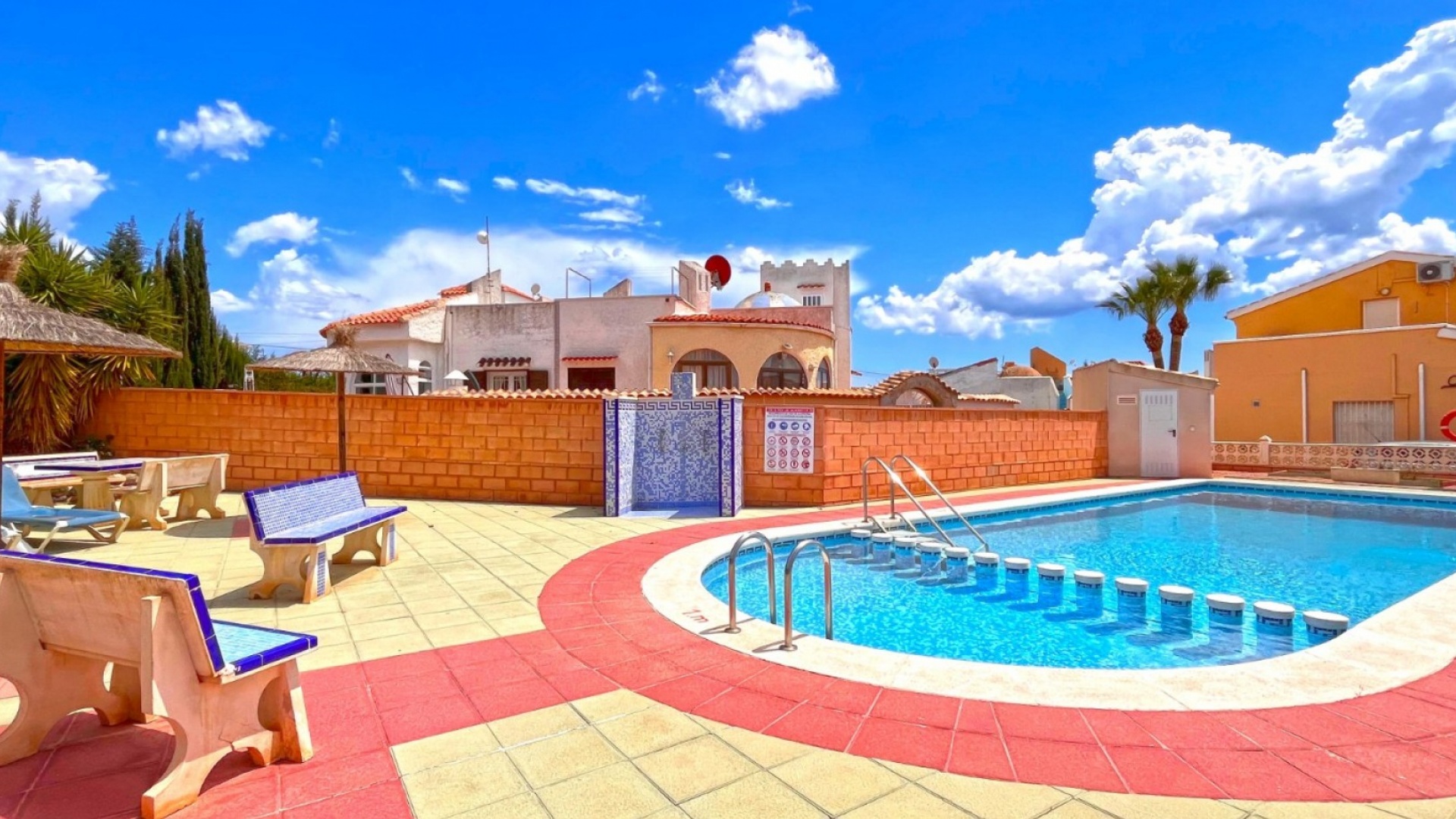 Resale - Villa - Playa Flamenca - las chismosas