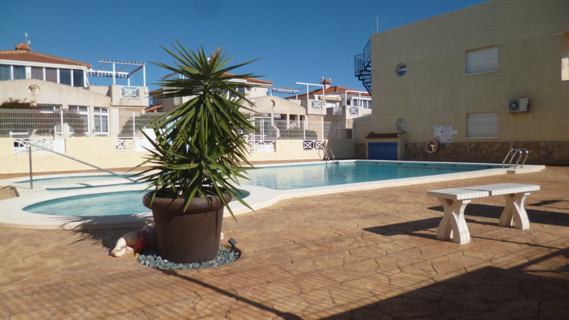 Resale - Villa - Playa Flamenca - Res. Olympia