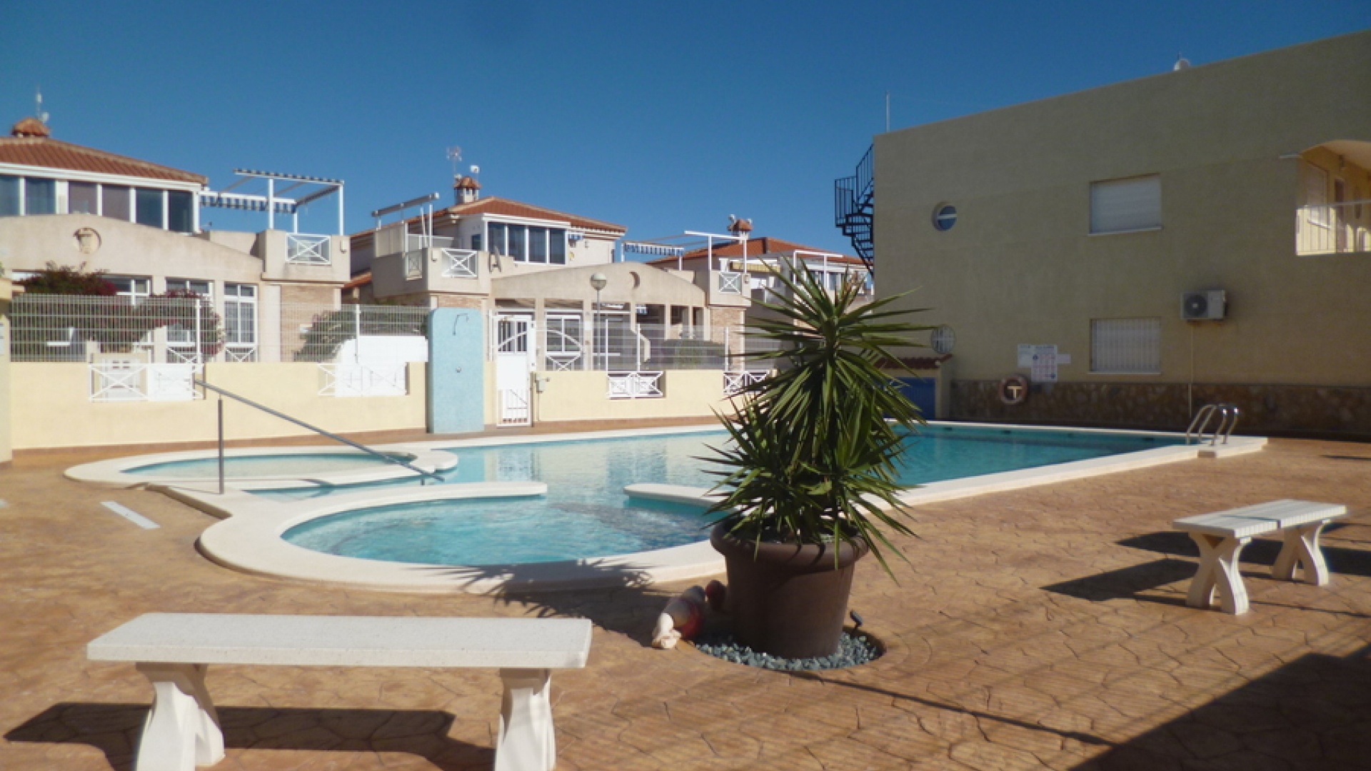 Resale - Villa - Playa Flamenca - Res. Olympia