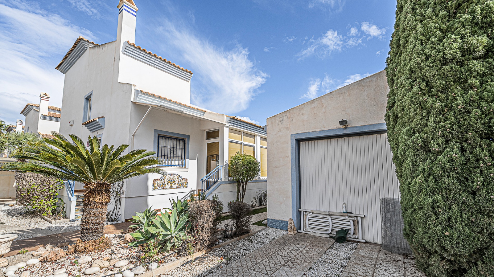 Resale - Villa - Playa Flamenca - Res. Rueda