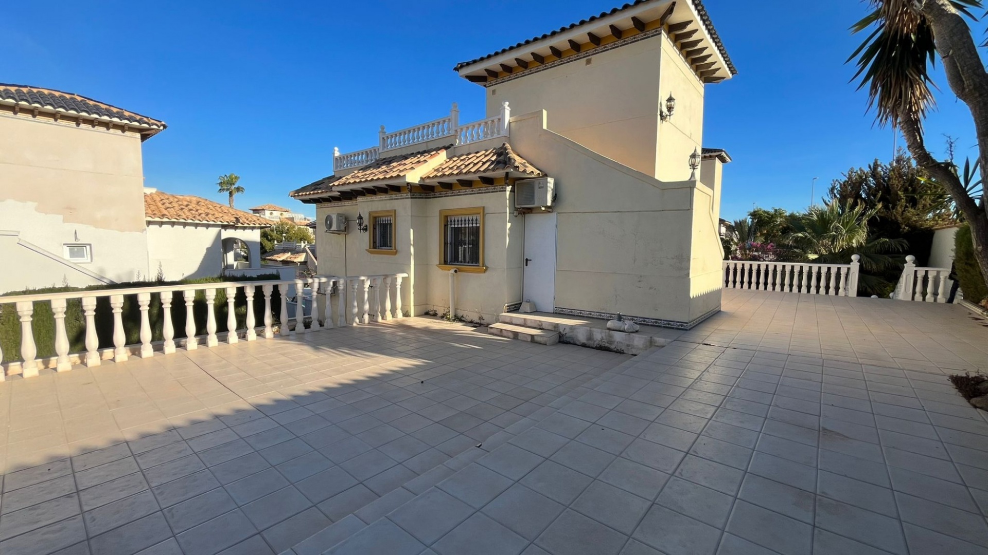 Resale - Villa - Playa Flamenca - san jose