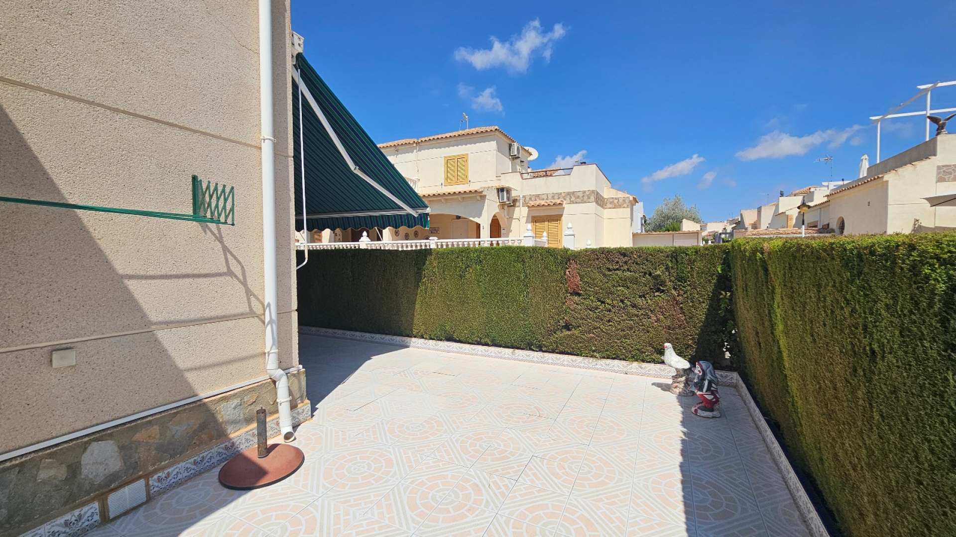 Resale - Villa - Playa Flamenca - serena