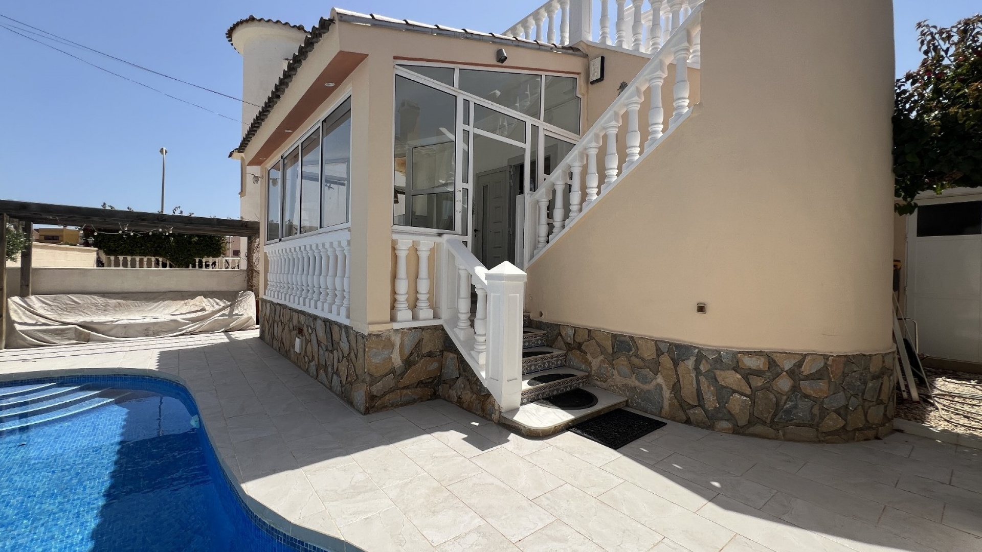 Resale - Villa - Playa Flamenca - Urb Horizonte