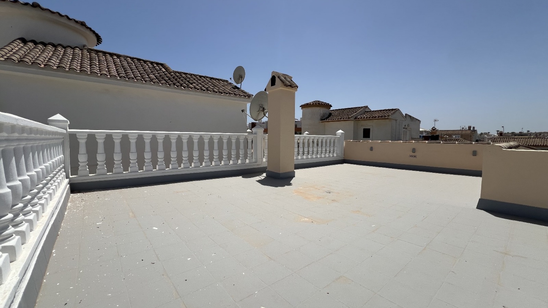 Resale - Villa - Playa Flamenca - Urb Horizonte