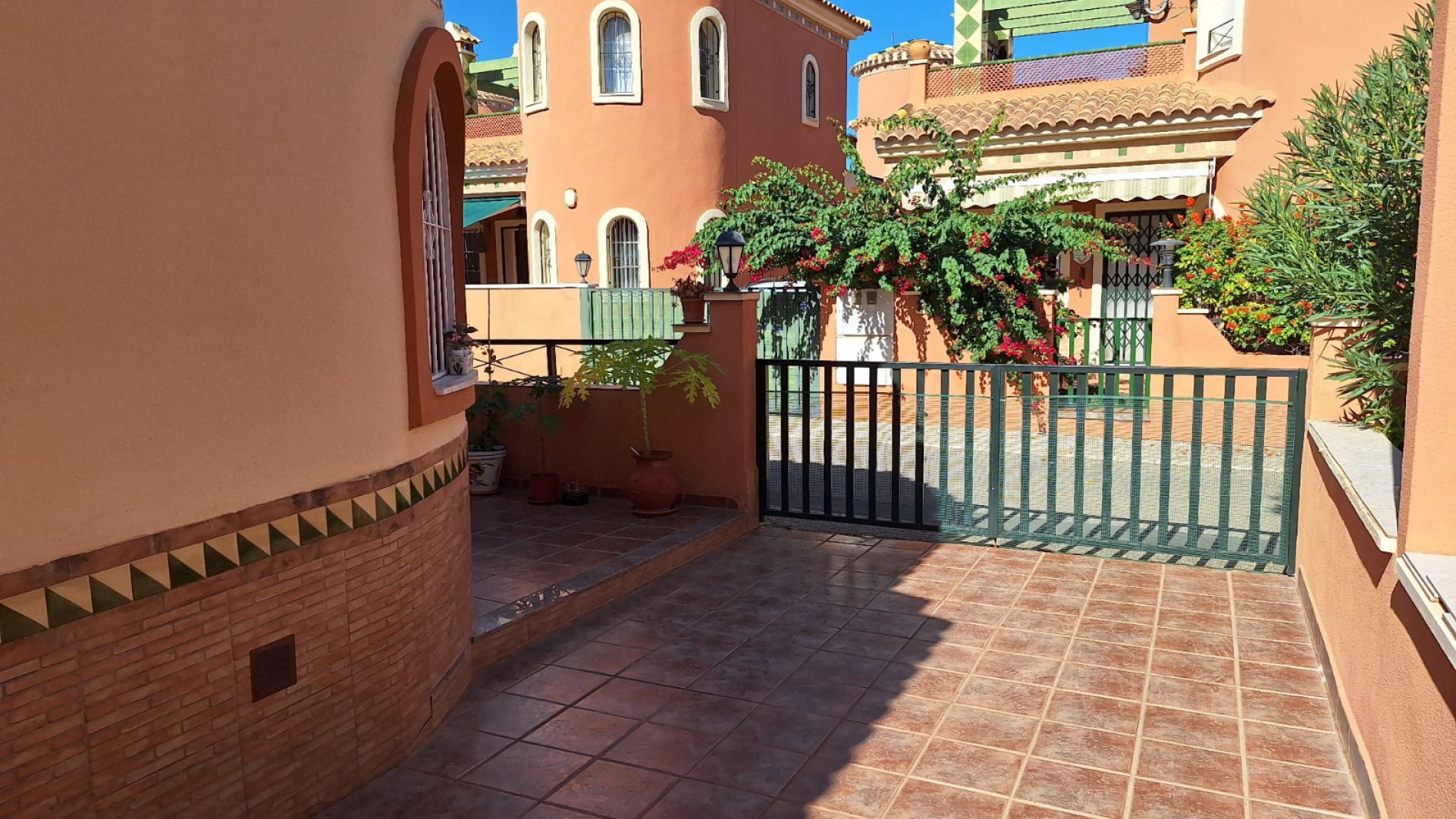 Resale - Villa - Playa Flamenca - villas san luis