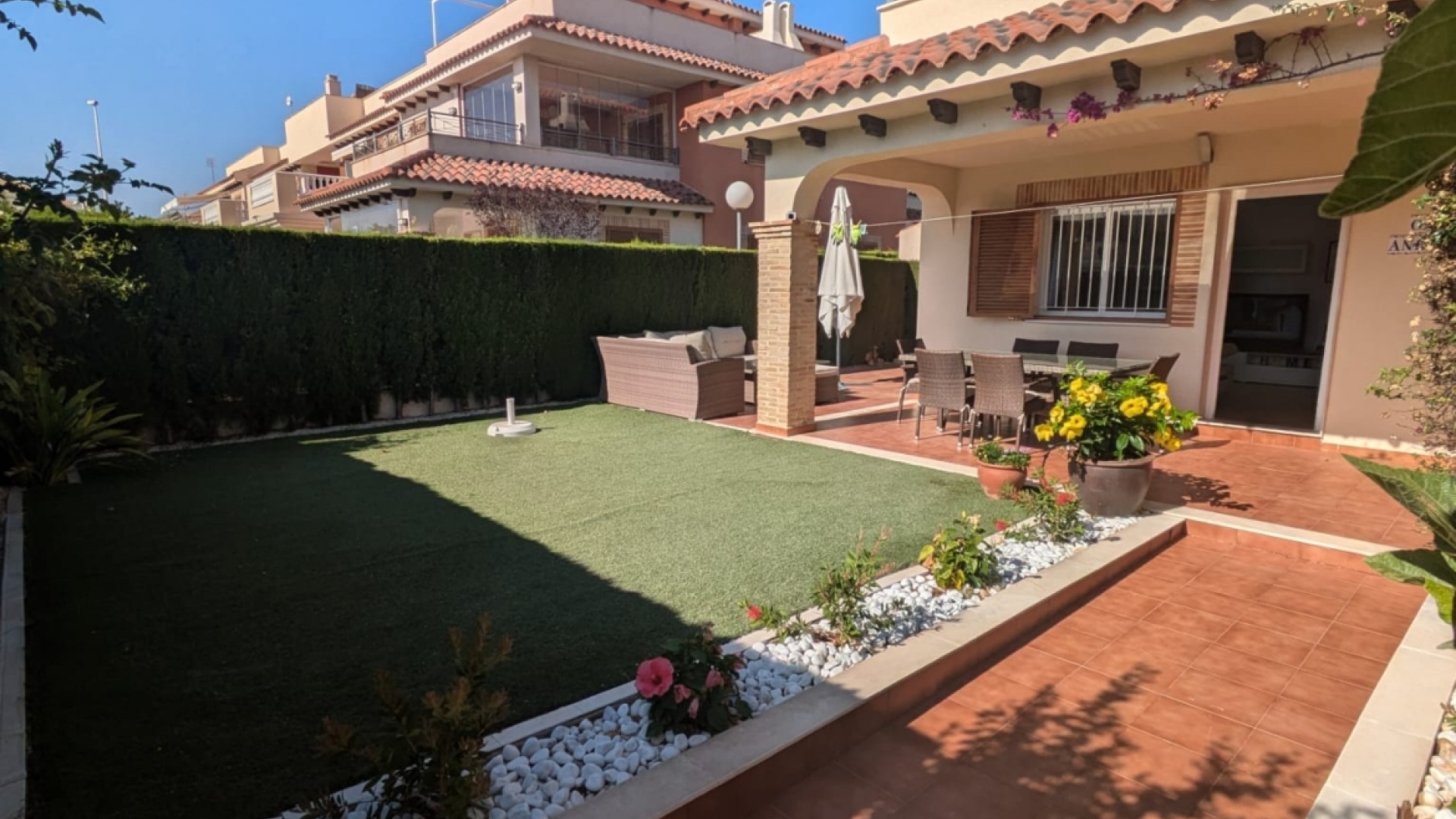 Resale - Villa - Playa Flamenca - zeniamar