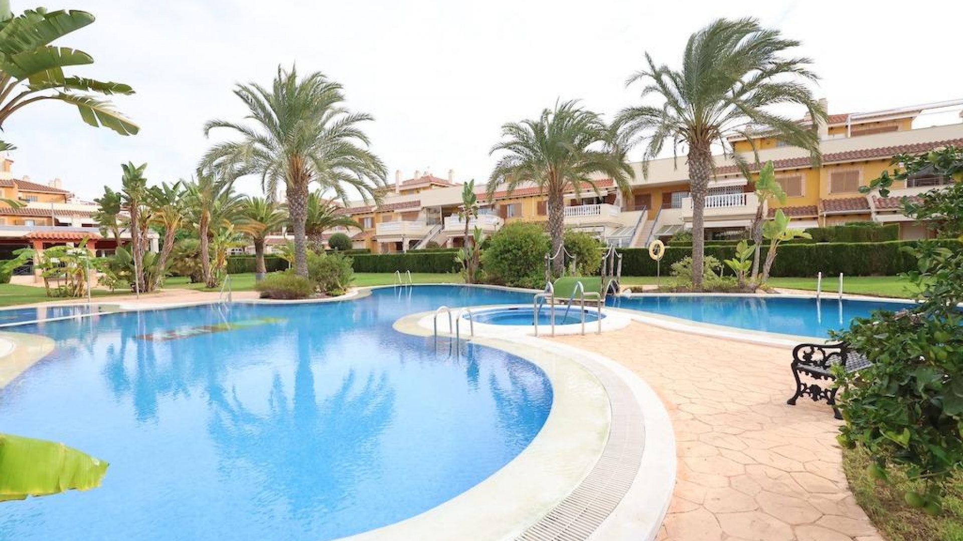 Resale - Villa - Playa Flamenca - zeniamar