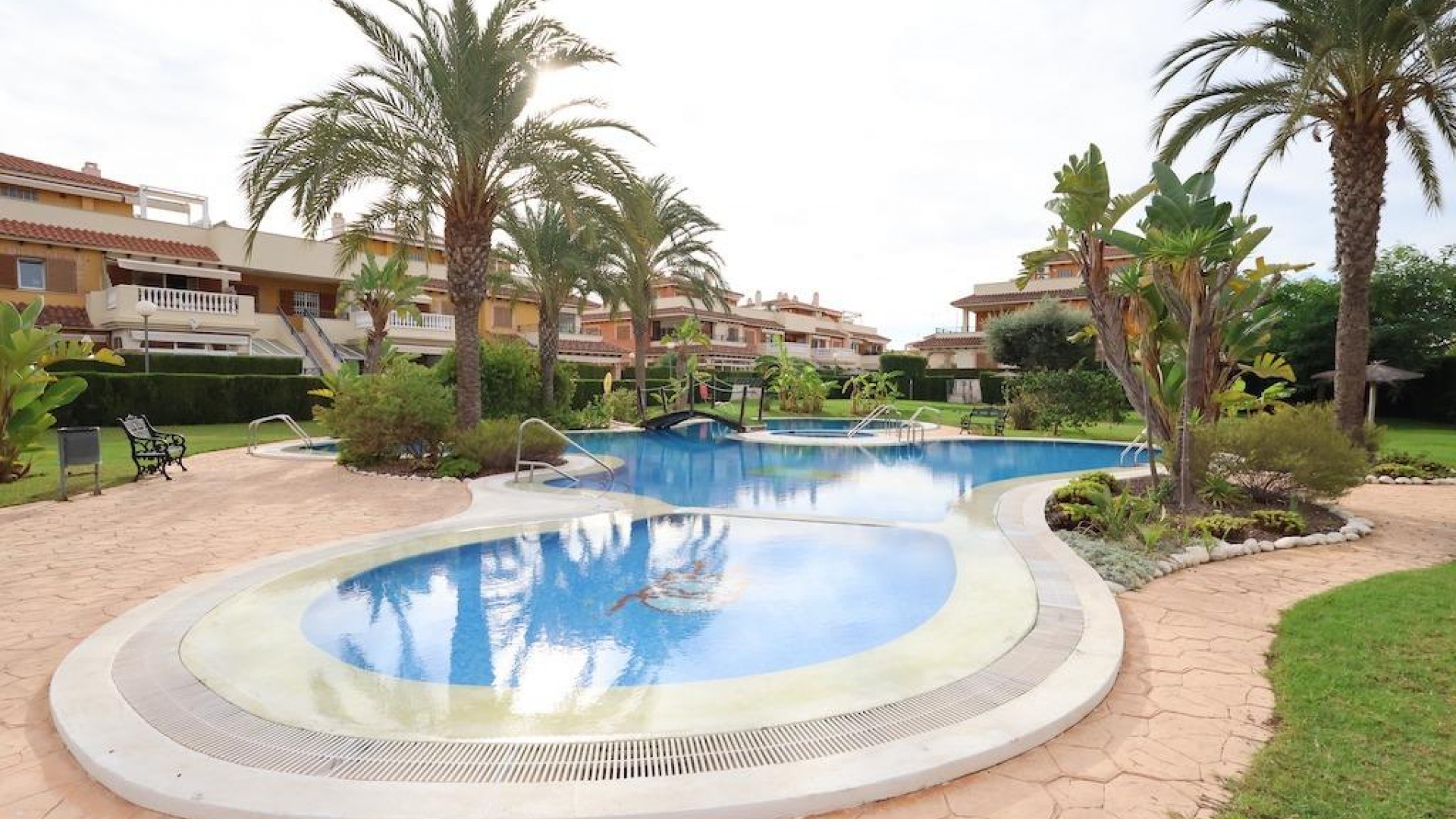 Resale - Villa - Playa Flamenca - zeniamar