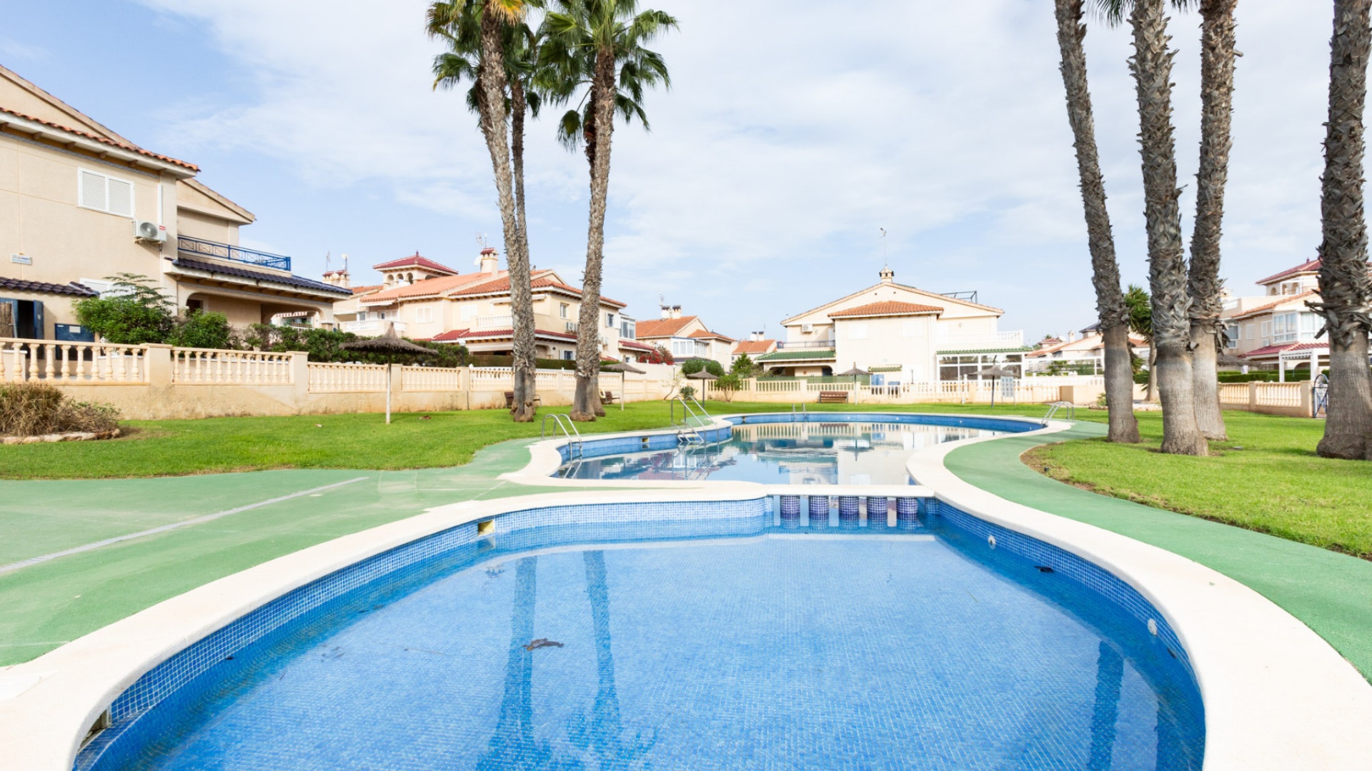 Resale - Villa - Playa Flamenca - zeniamar