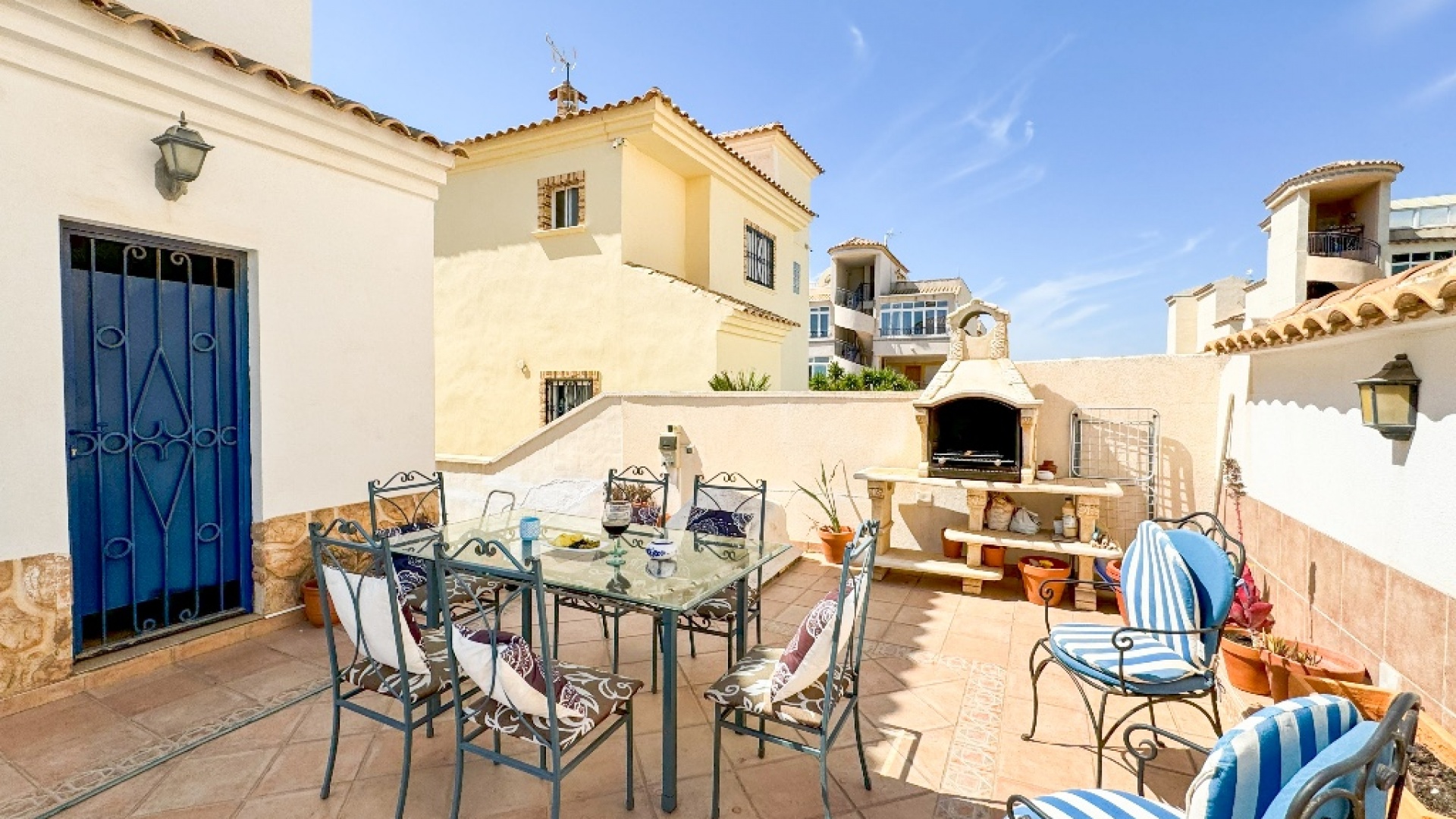 Resale - Villa - Punta Prima