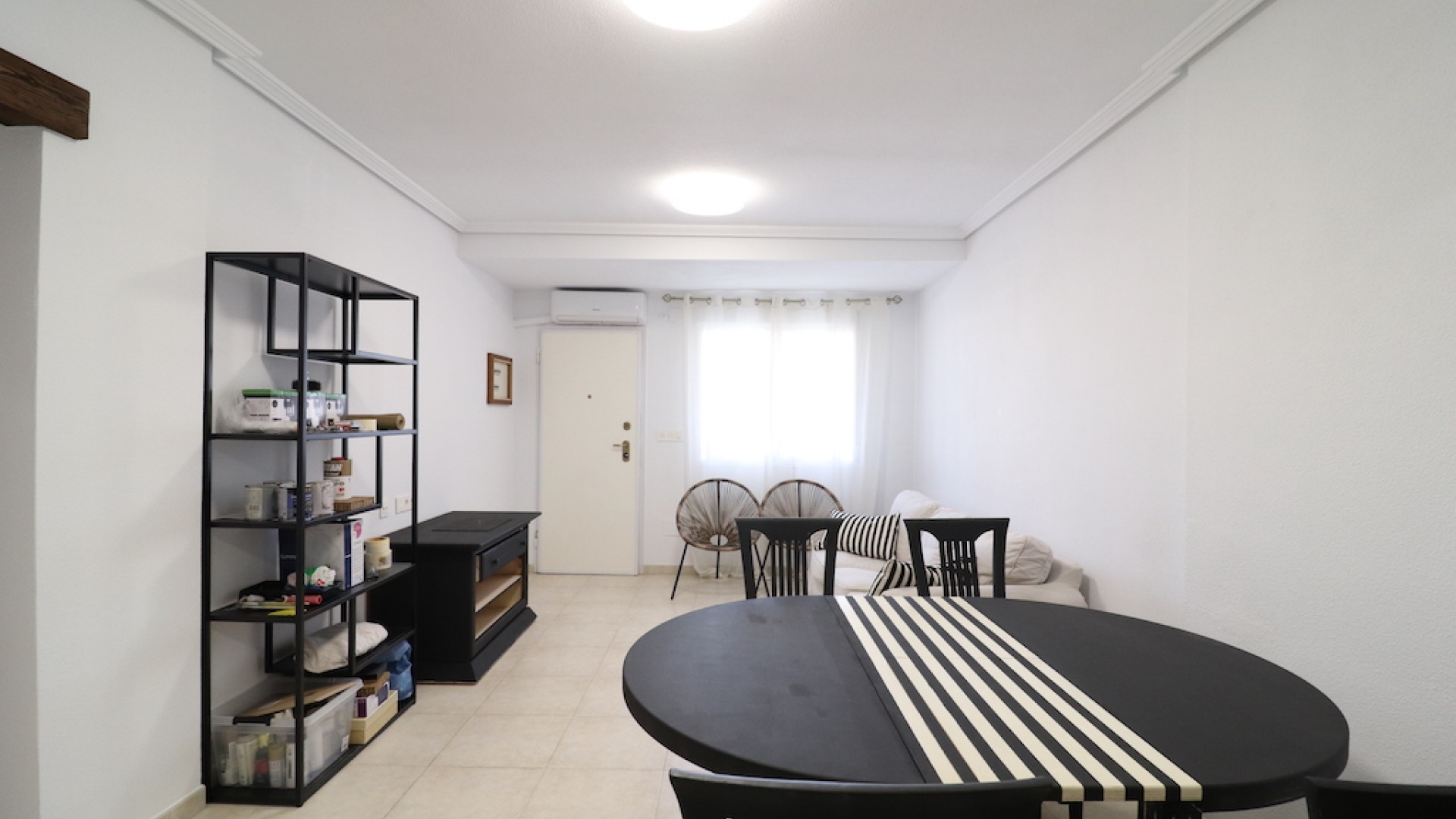 Resale - Villa - Torrevieja - altos de la bahia