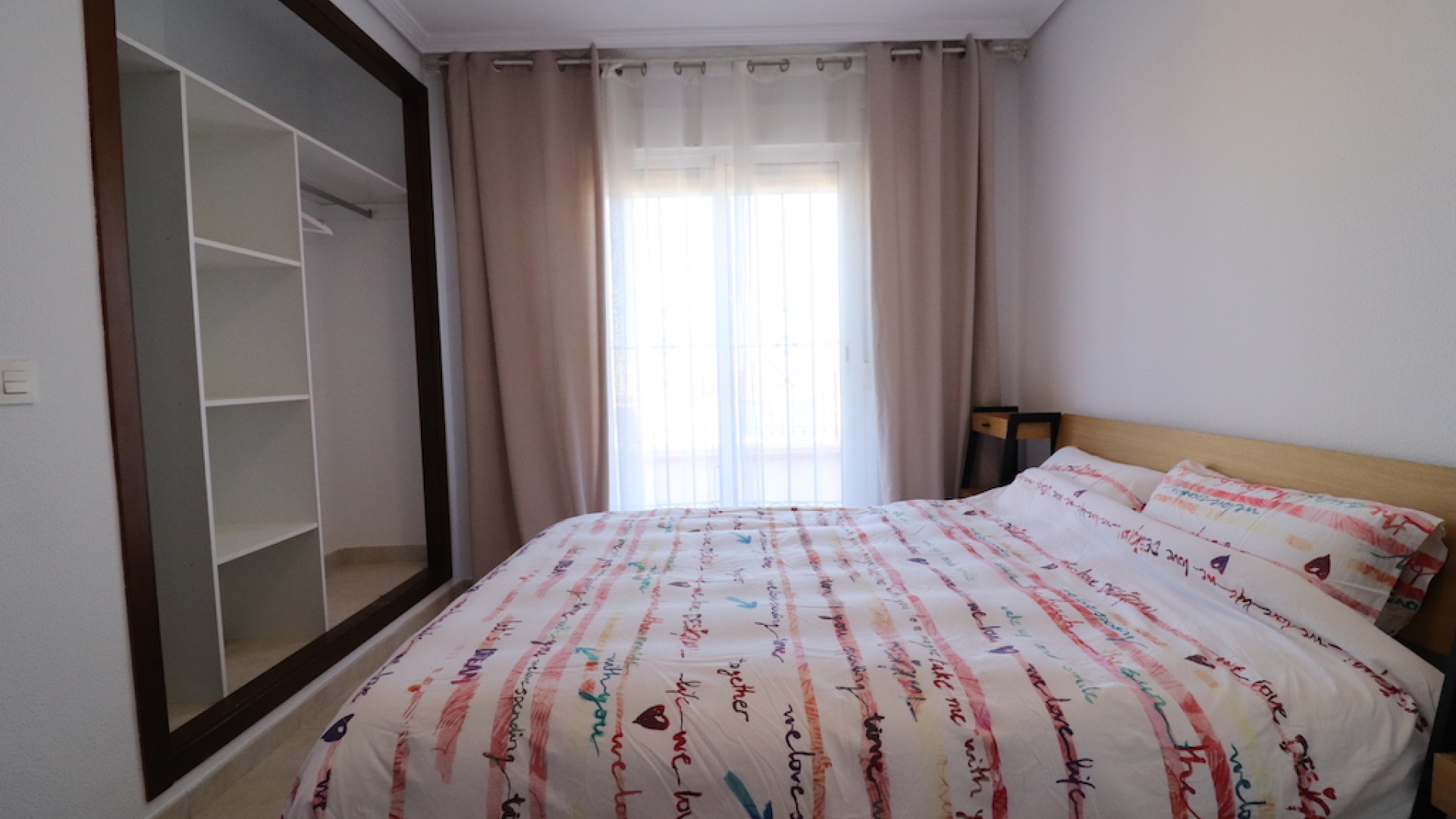 Resale - Villa - Torrevieja - altos de la bahia