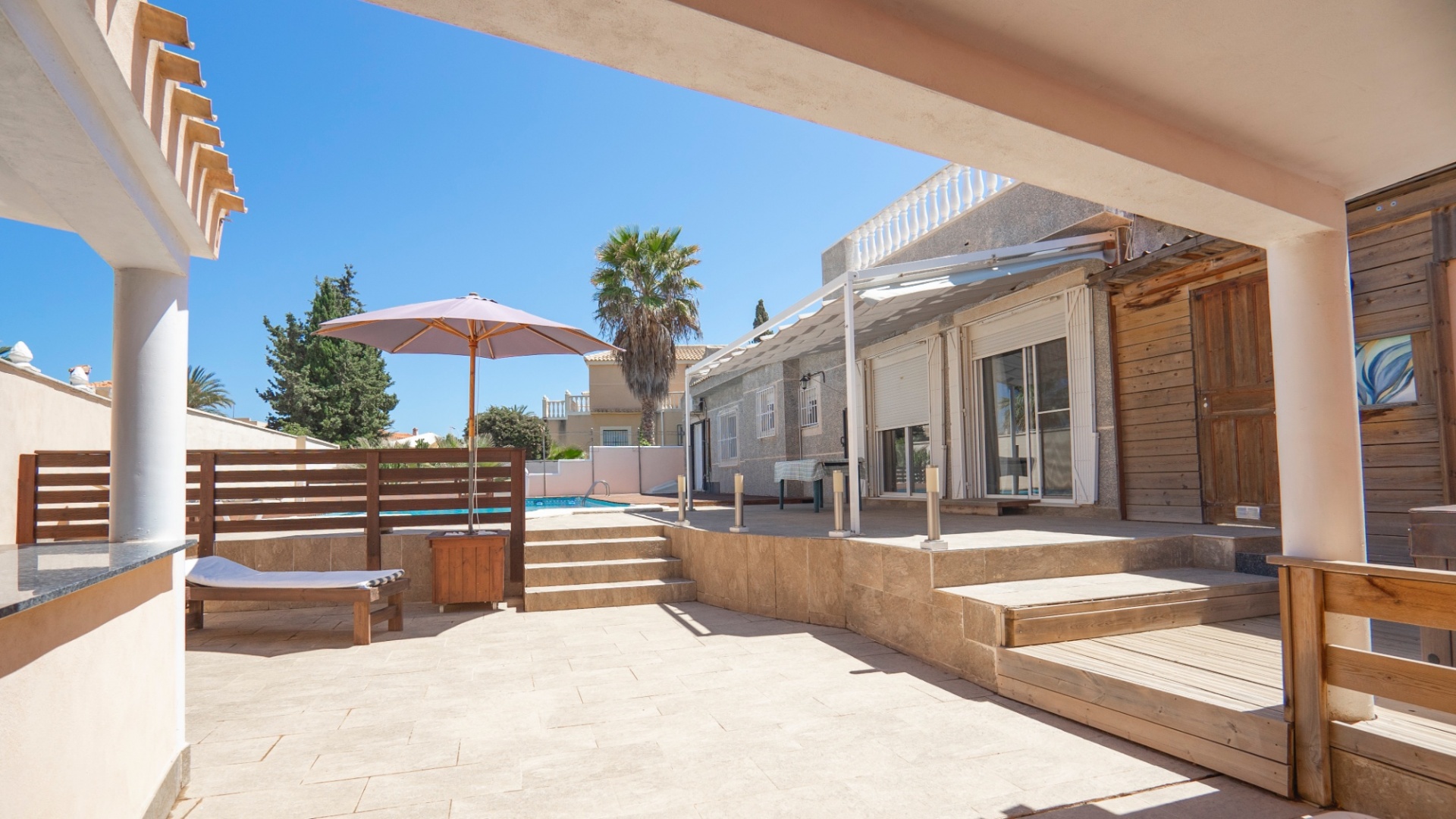 Resale - Villa - Torrevieja - El Chaparral