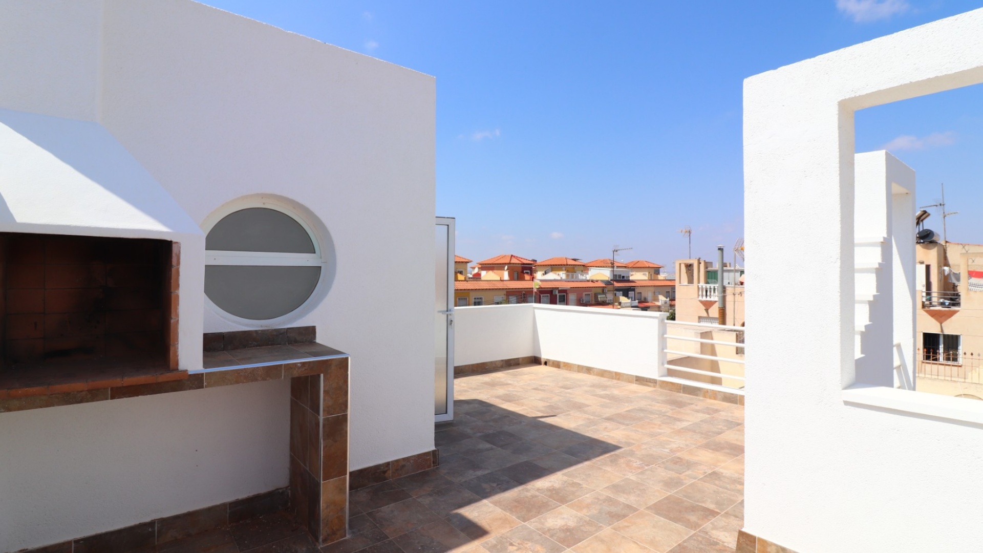 Resale - Villa - Torrevieja - El Salado