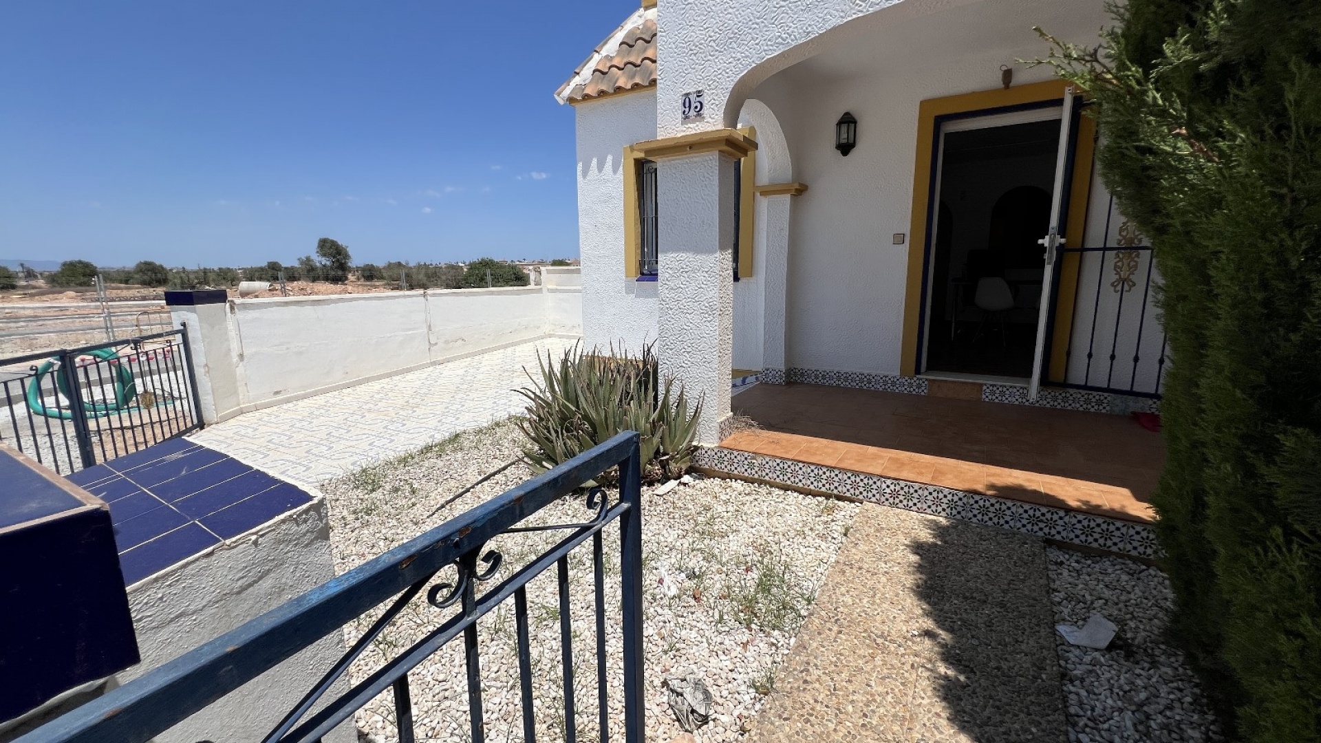 Resale - Villa - Torrevieja - jardin del mar