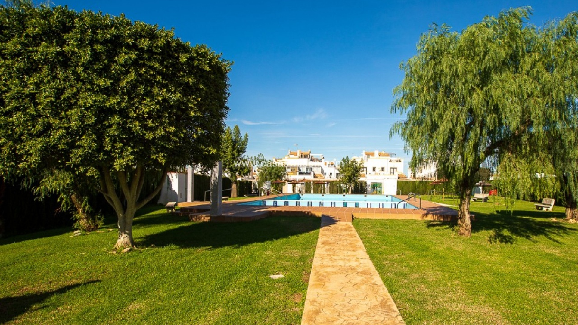 Resale - Villa - Torrevieja - jardin del mar