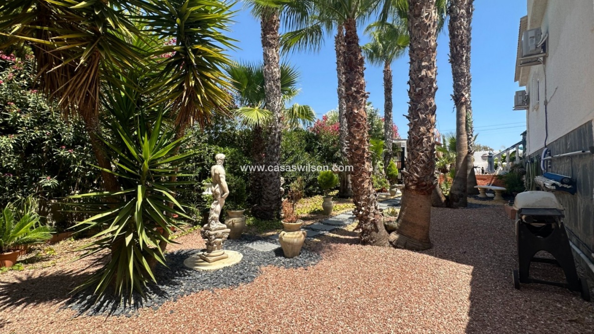 Resale - Villa - Torrevieja - san luis