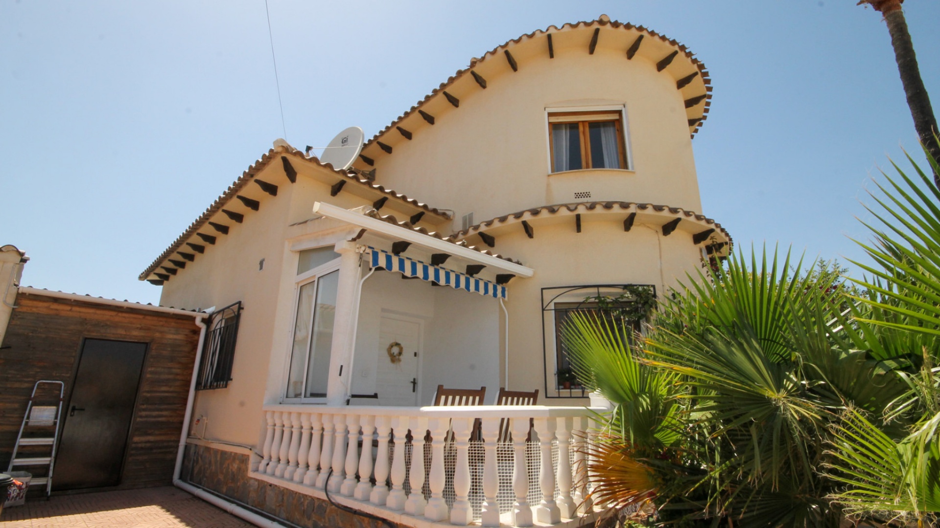 Resale - Villa - Villamartin - blue lagoon